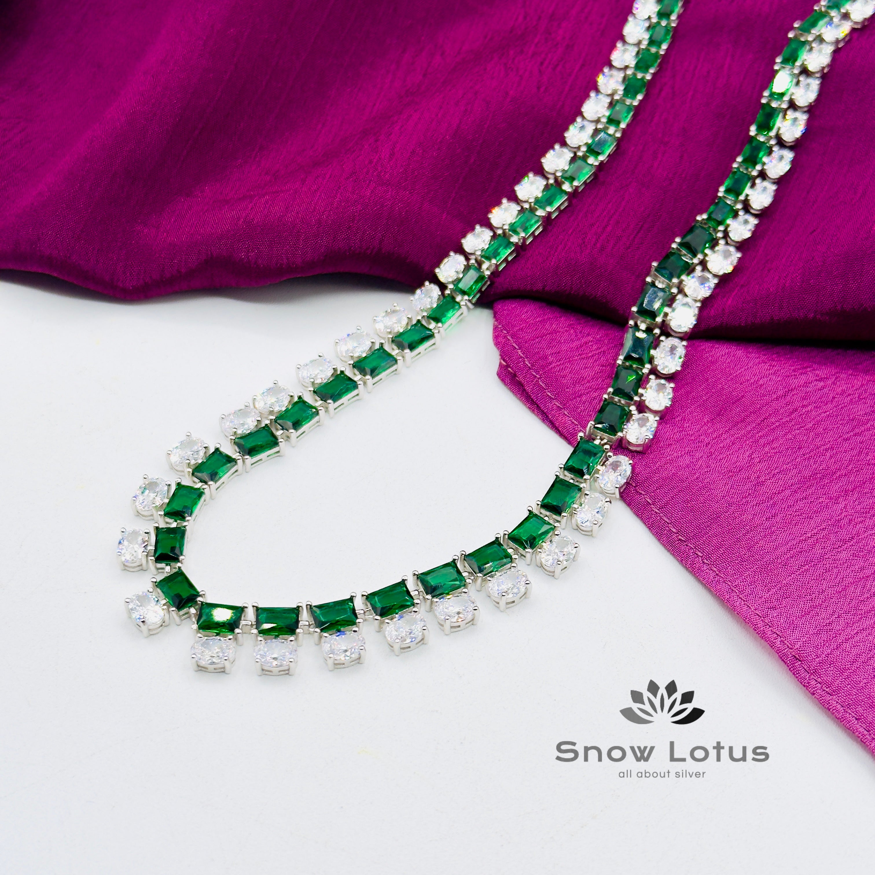 Green Rectangular Neckpiece