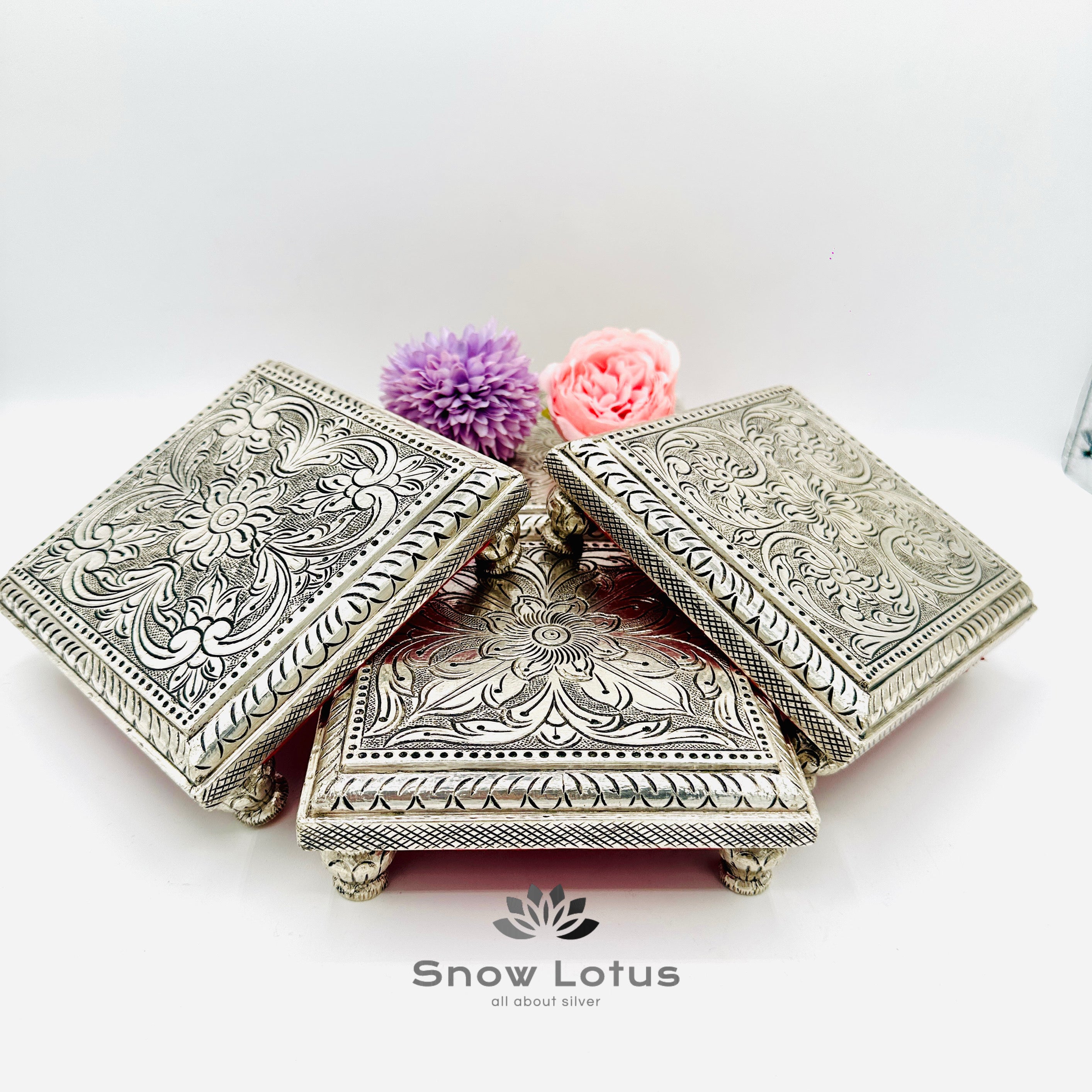 999 Silver Peetam Square (Teak wood)