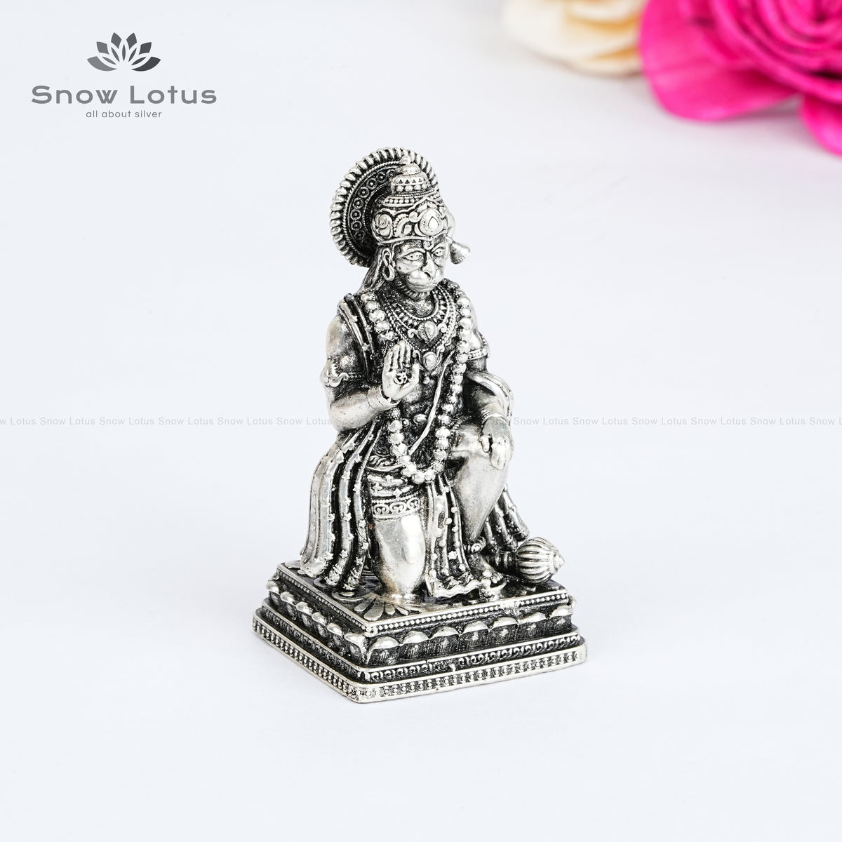Sitting Hanuman