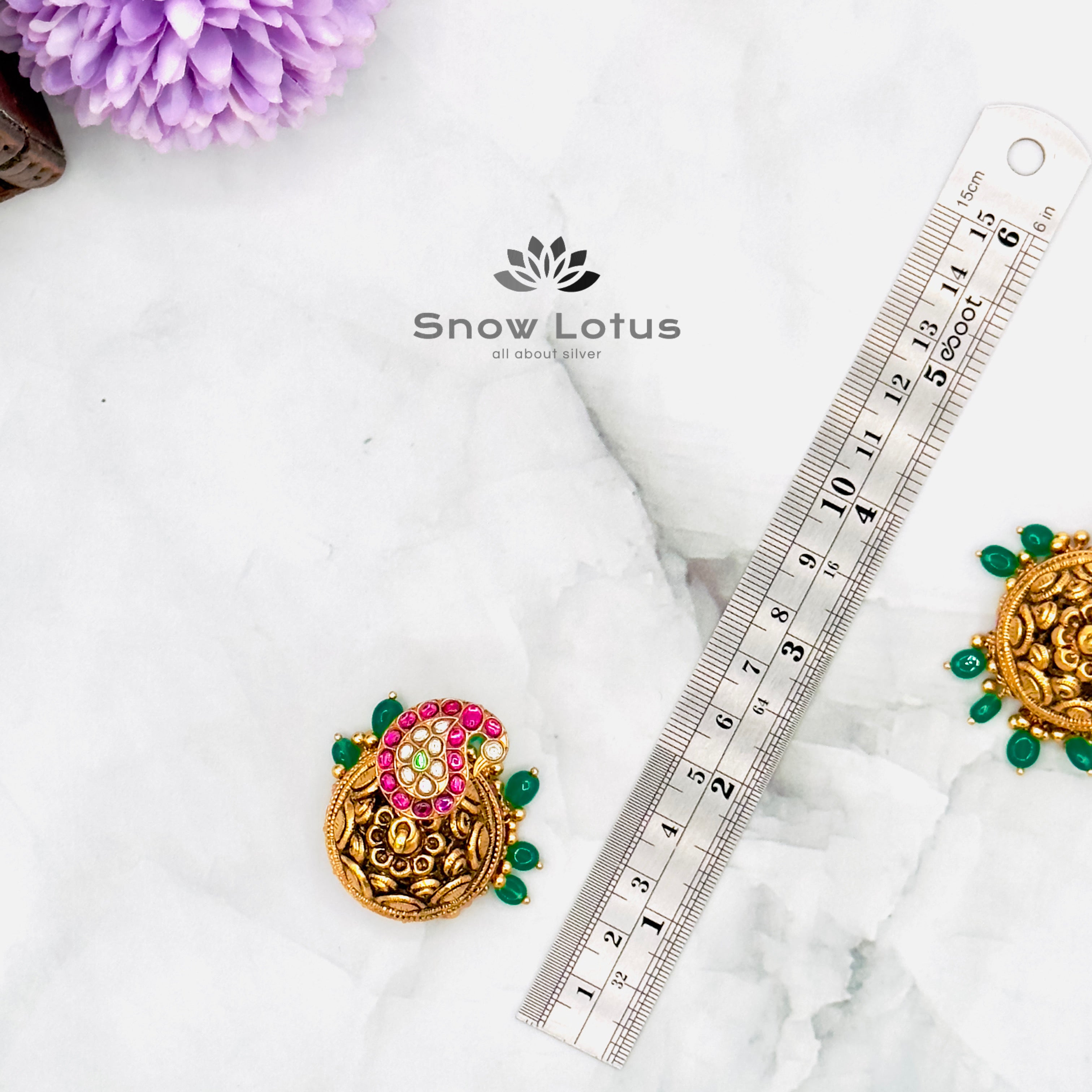 Kundan mango nakash jhumka