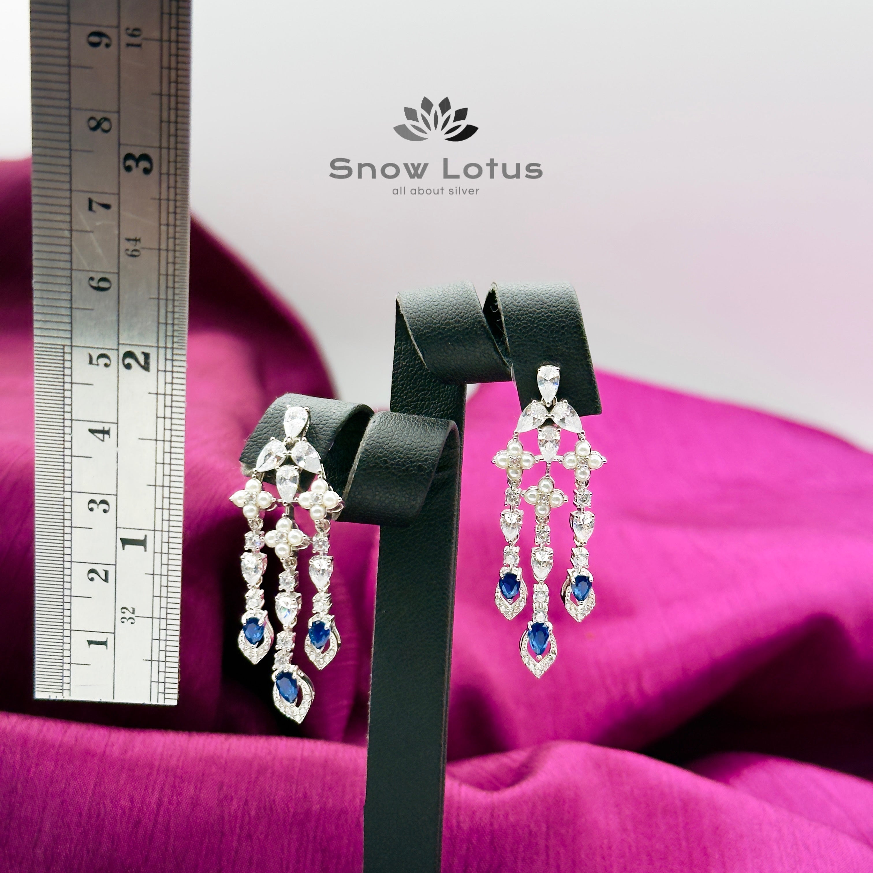 Blue Mirage Neckpiece Set