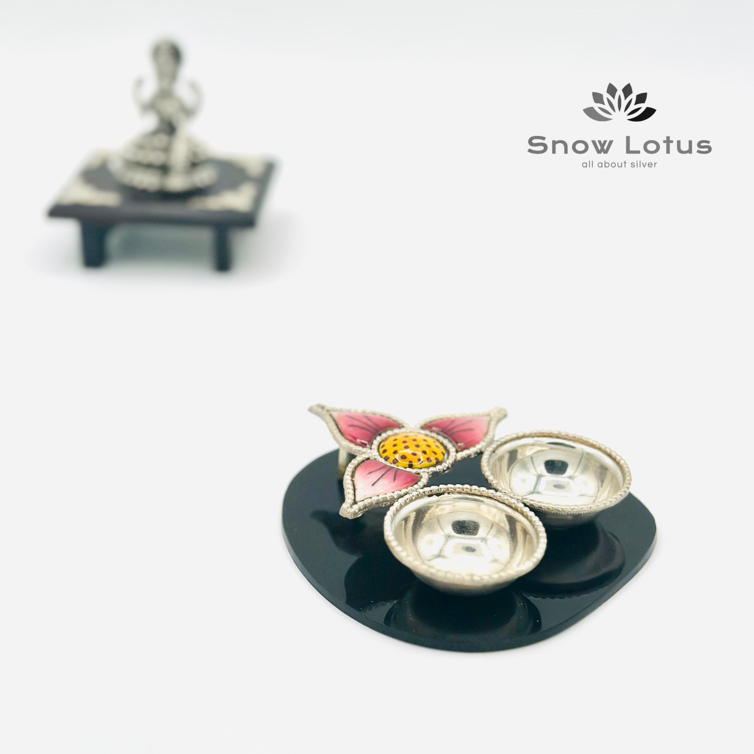 Twin Diyas with Enamel Flowers Single