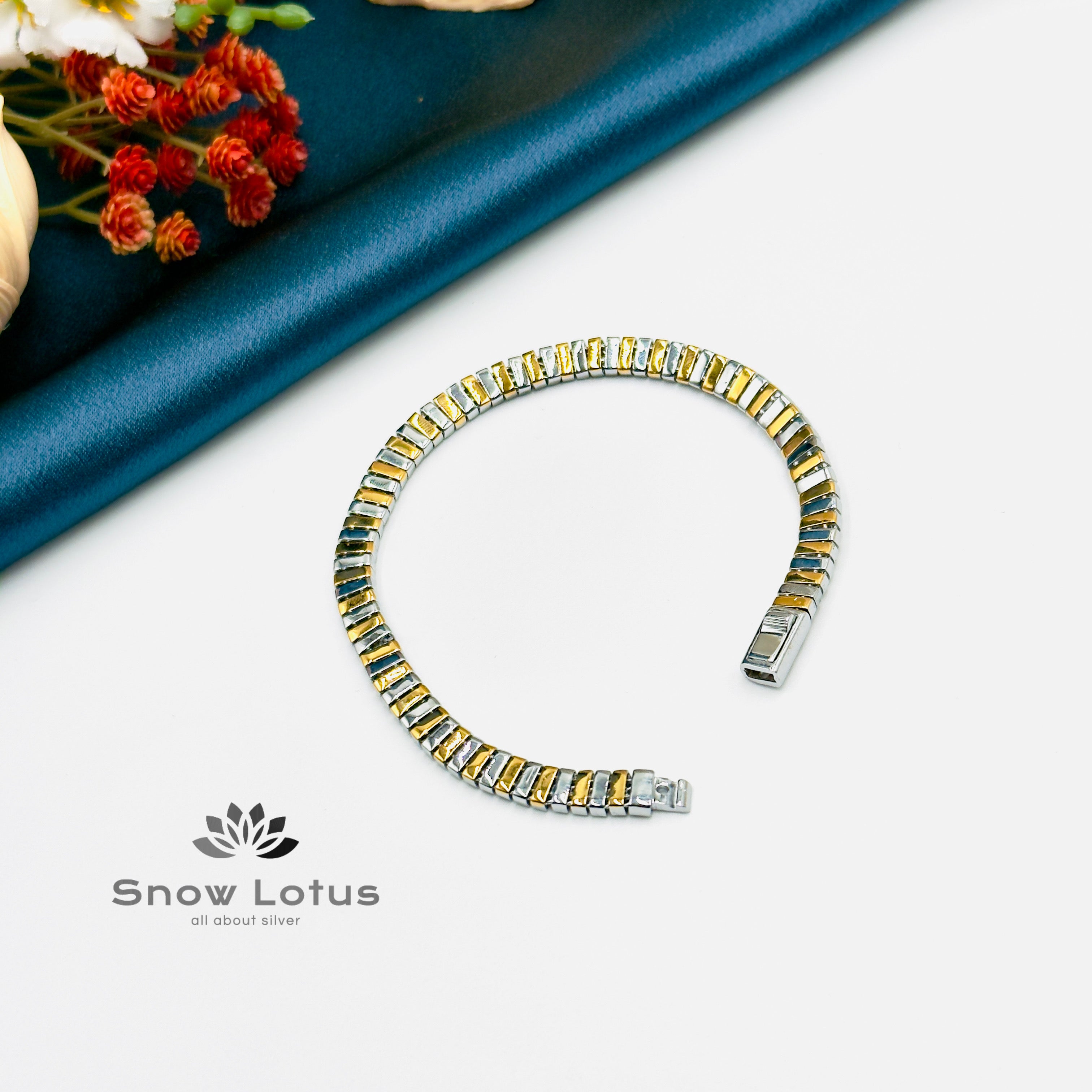 Gold Tone Mens Bracelet M6