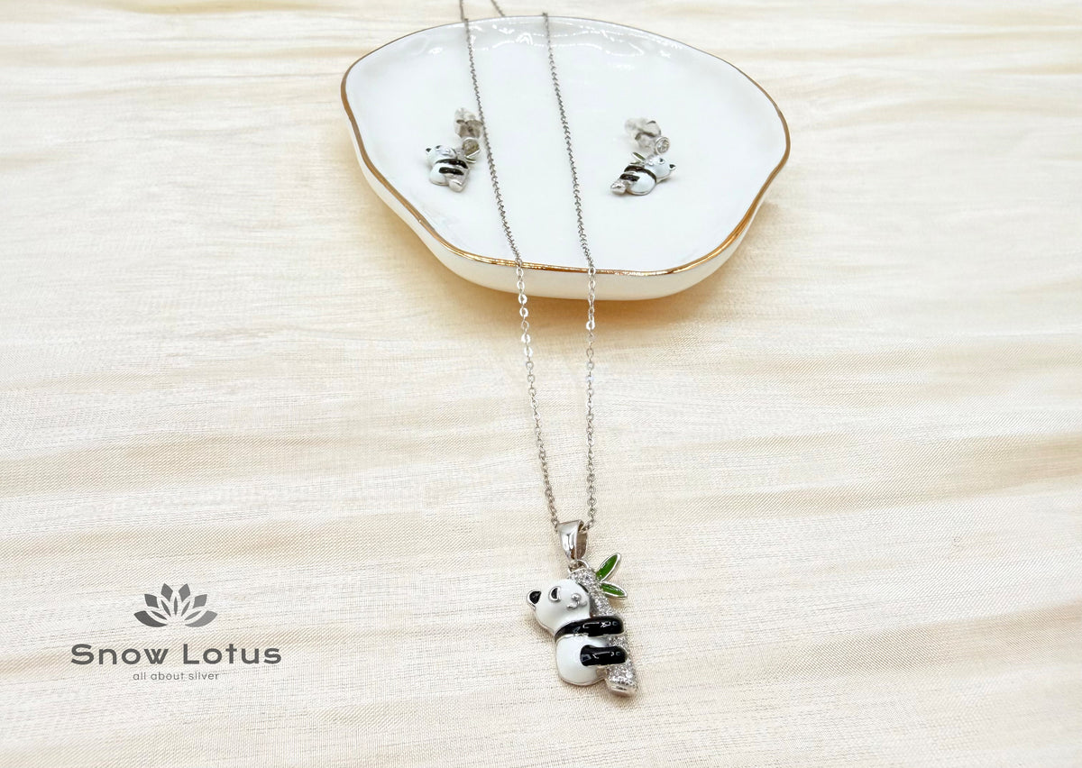 Cute Bamboo Panda Pendant Set