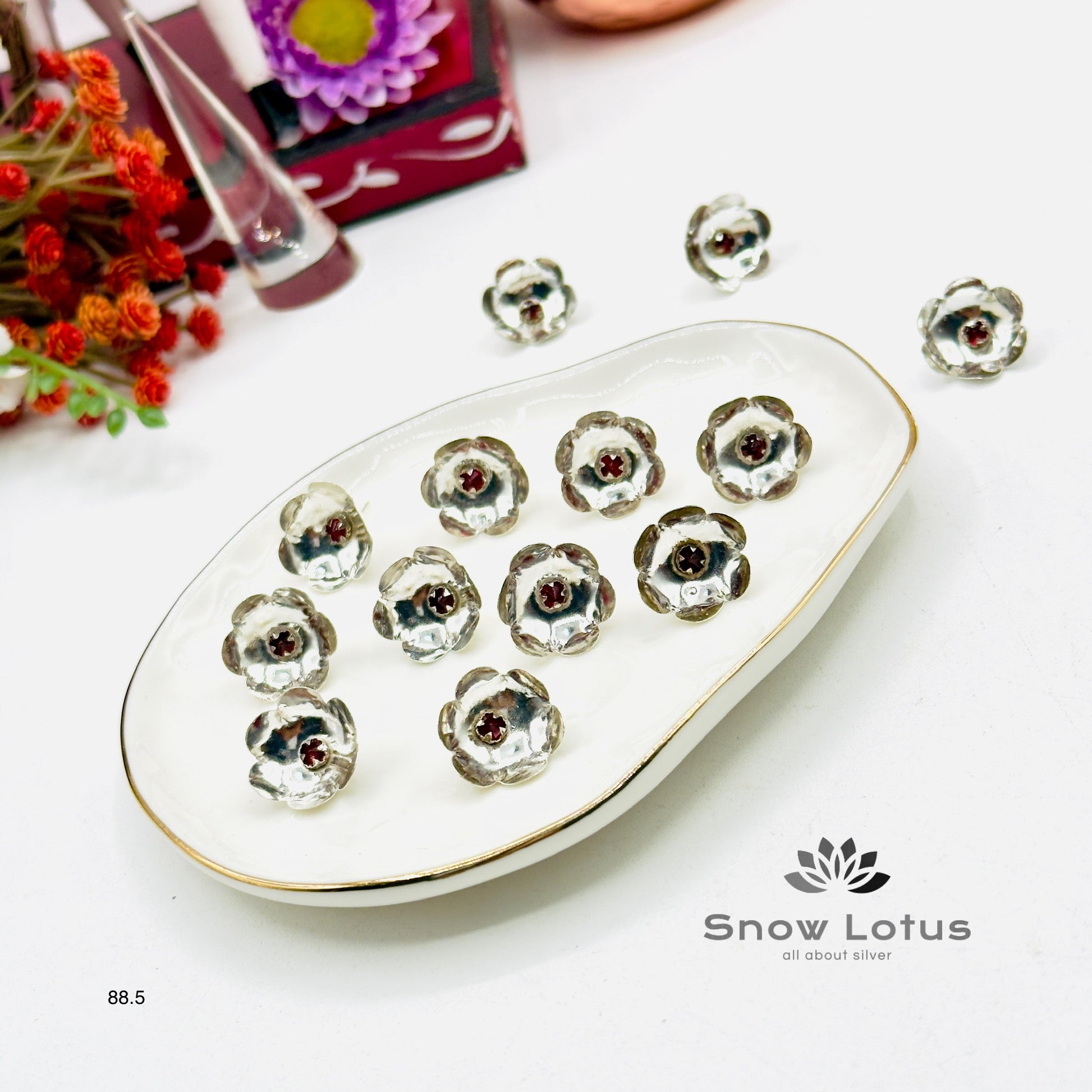 108 Silver Flowers with Red Stone