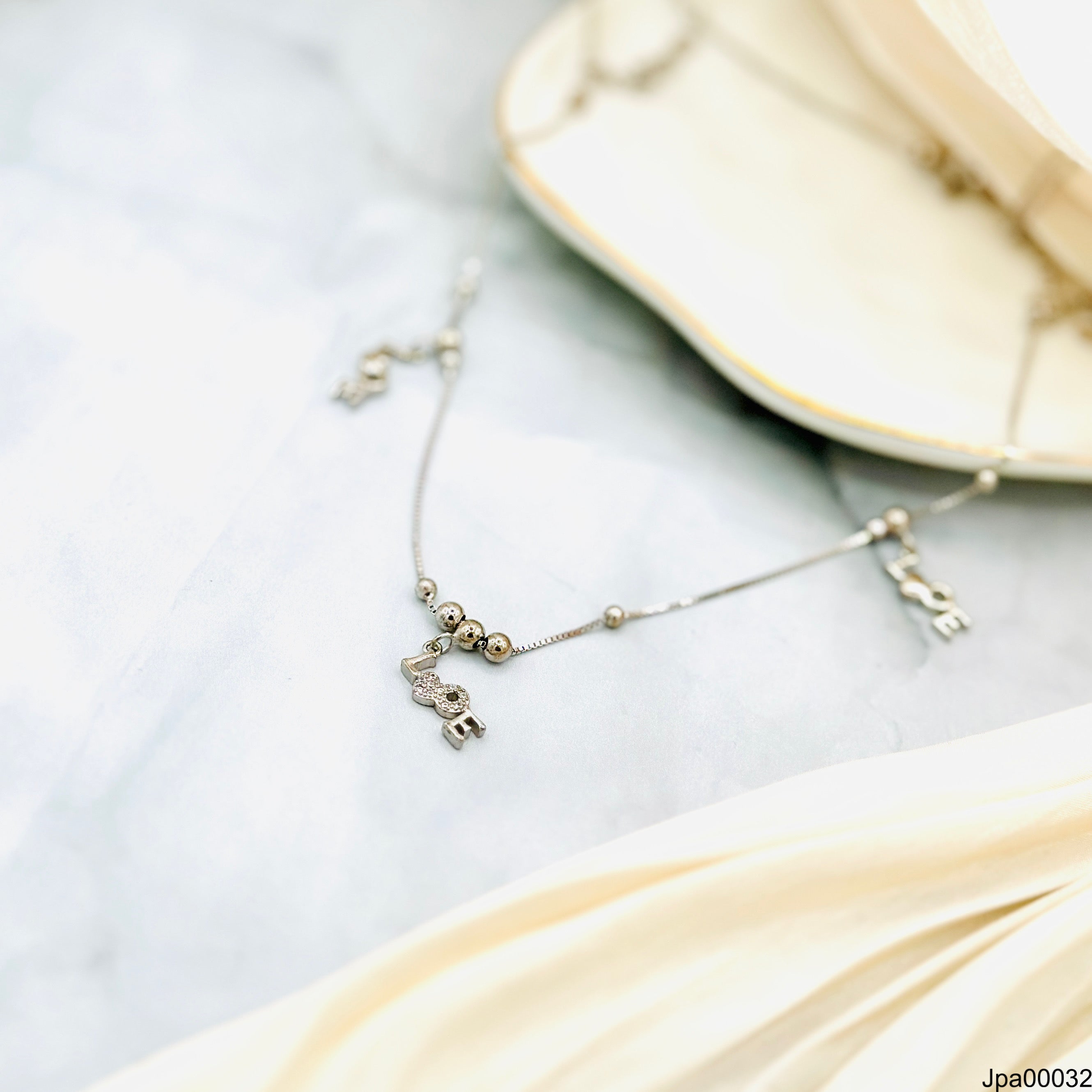 10.0 Plan charms Payal pair Love