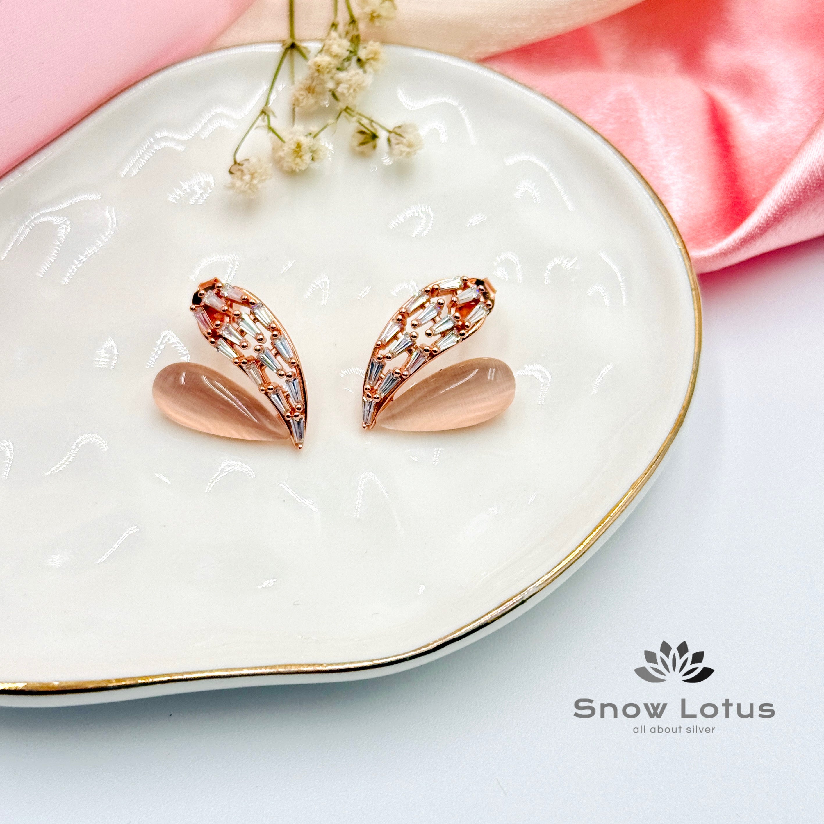 Pleasing Heart Earrings