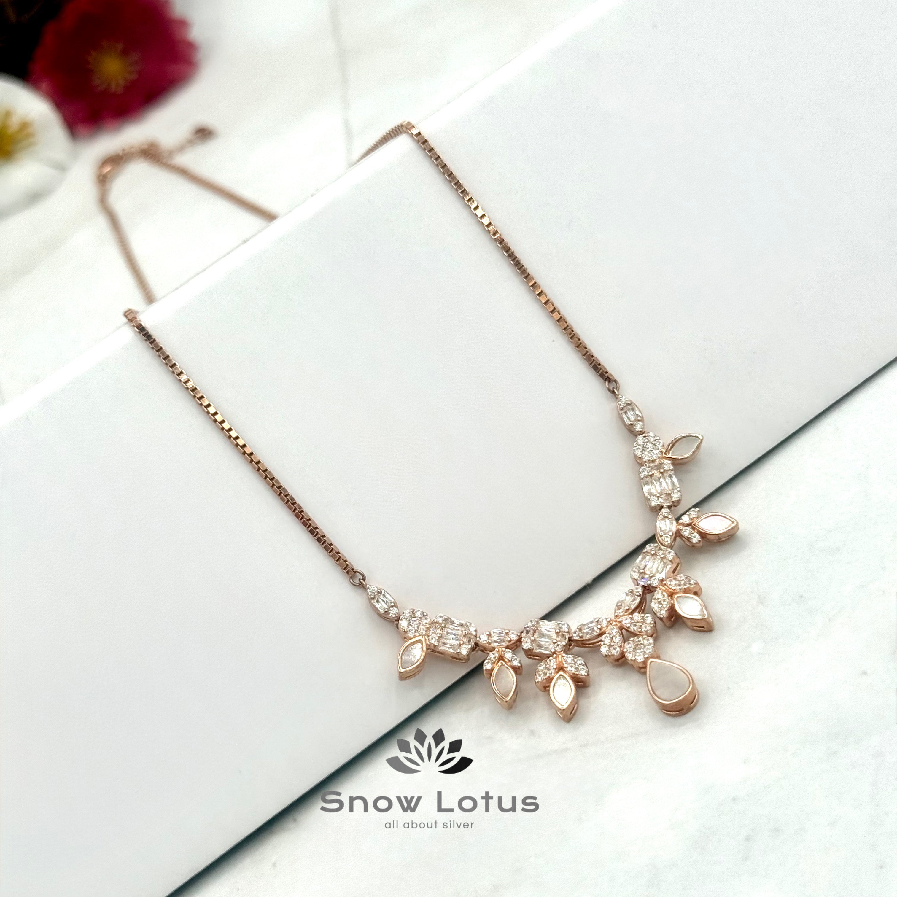 Marvelous Rosegold Floral Short neckpiece with Earrings