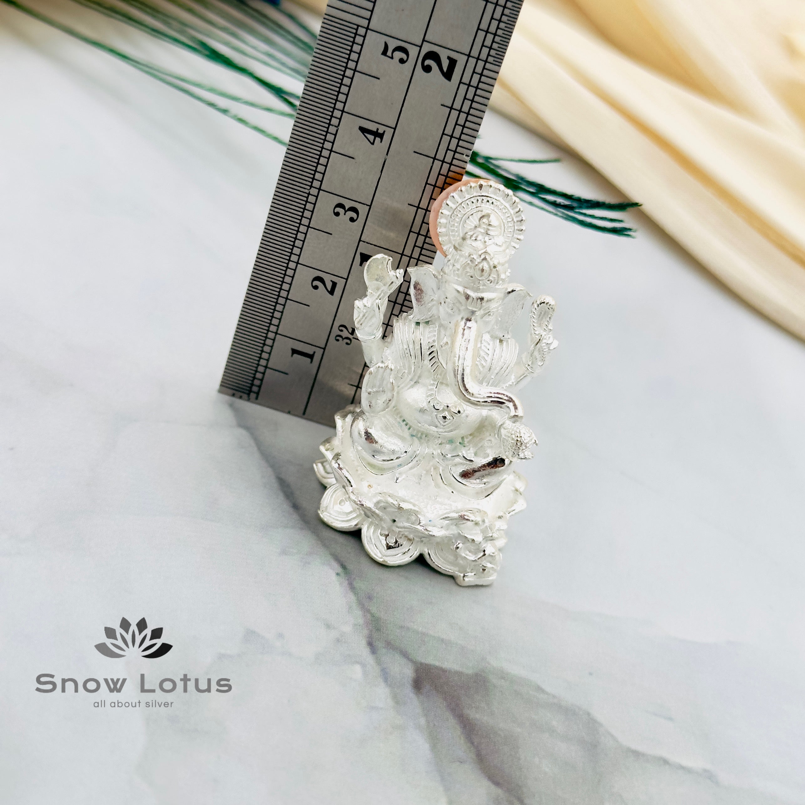 Ganesh Lotus Silver Solid 3D