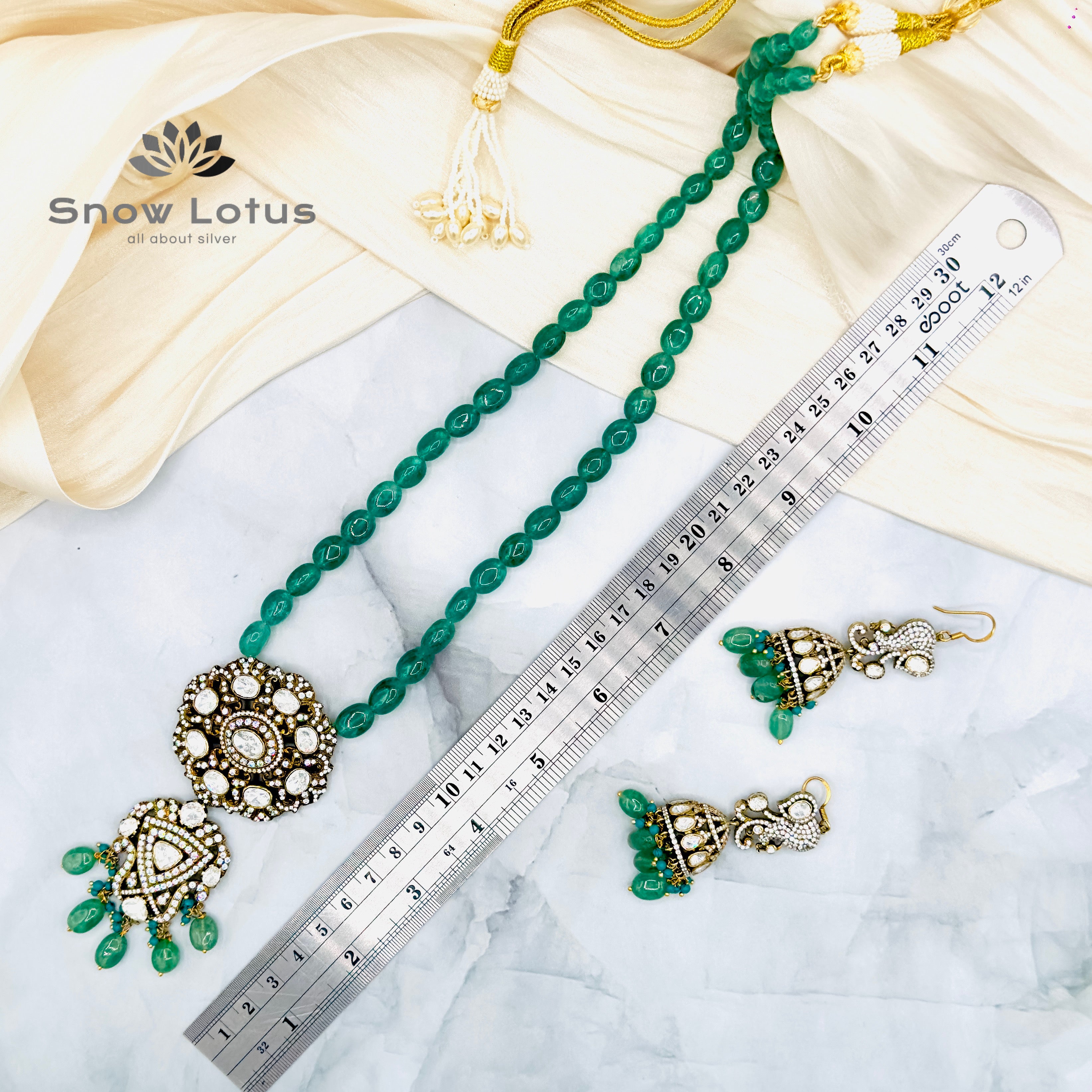 Elegant Beads Neckpiece With Earrings