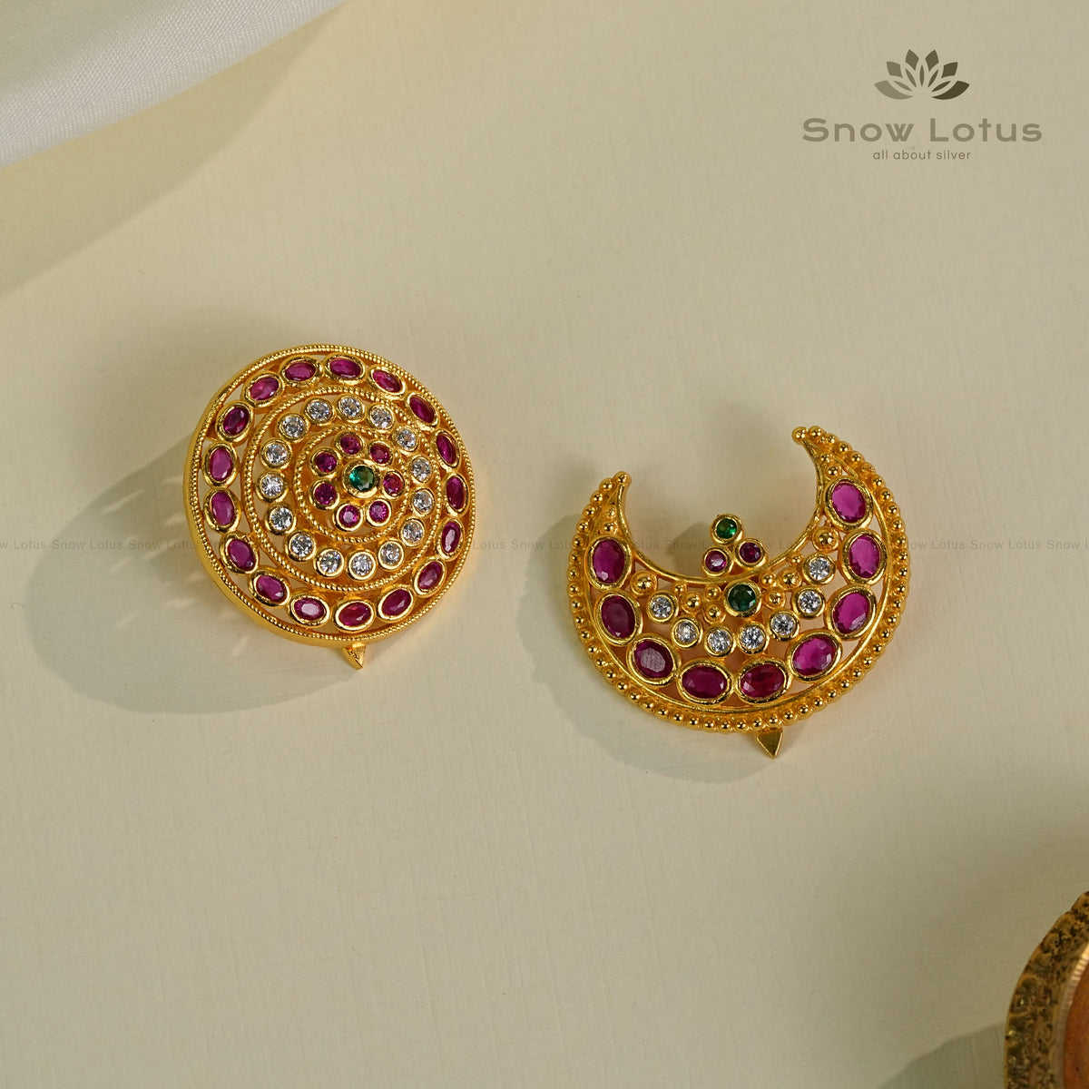 Chakra Surya Chandra Hair Set