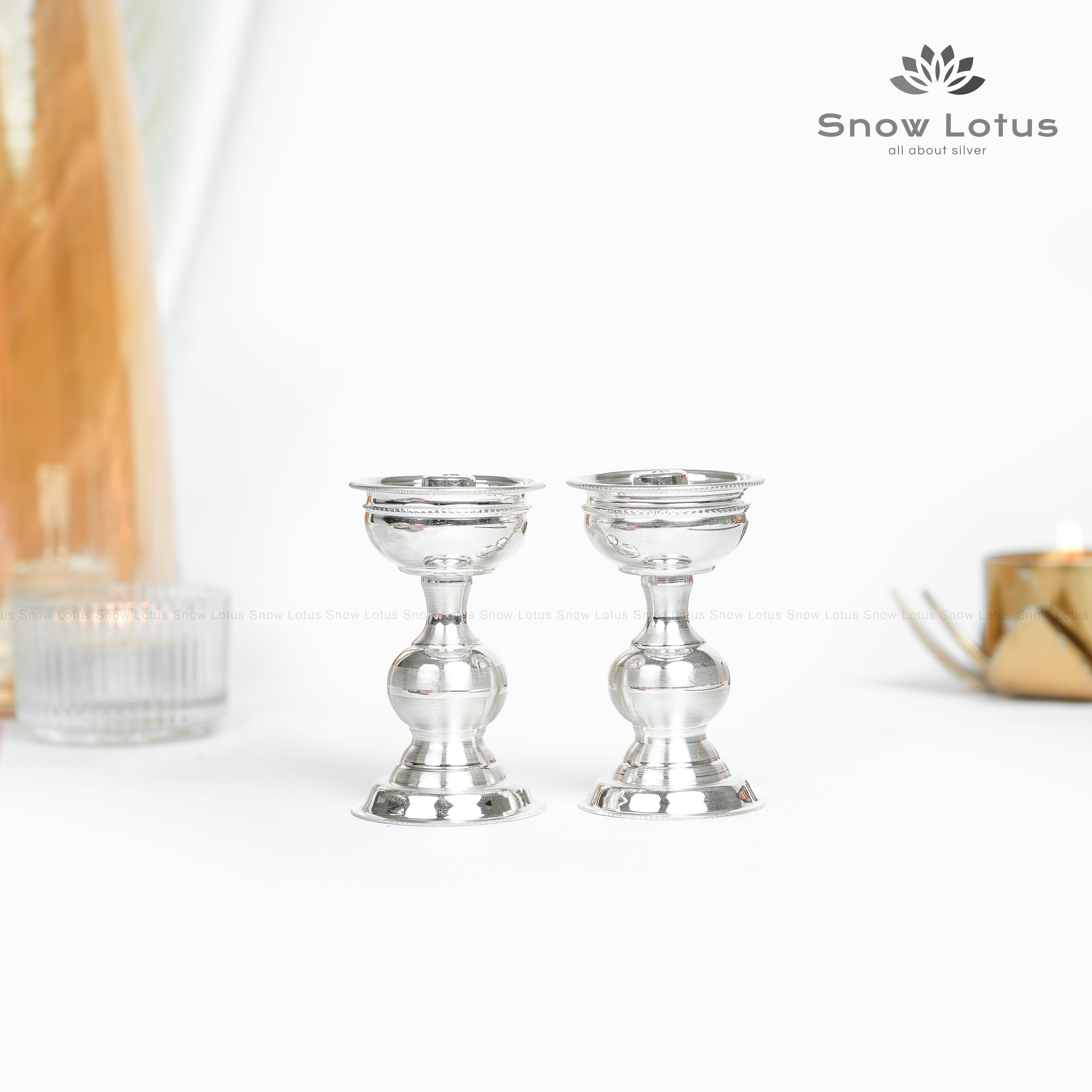 Dull Polish Top Knot Akhanda Diyas Pair