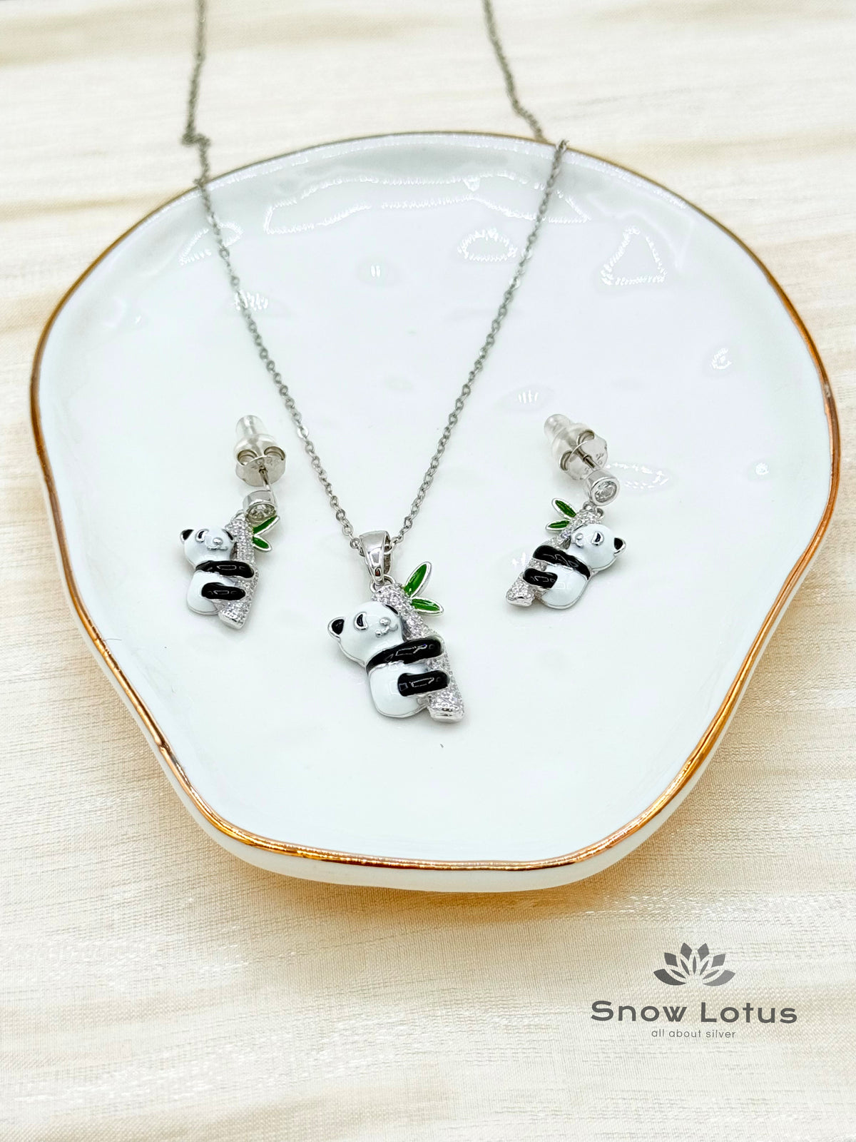 Cute Bamboo Panda Pendant Set