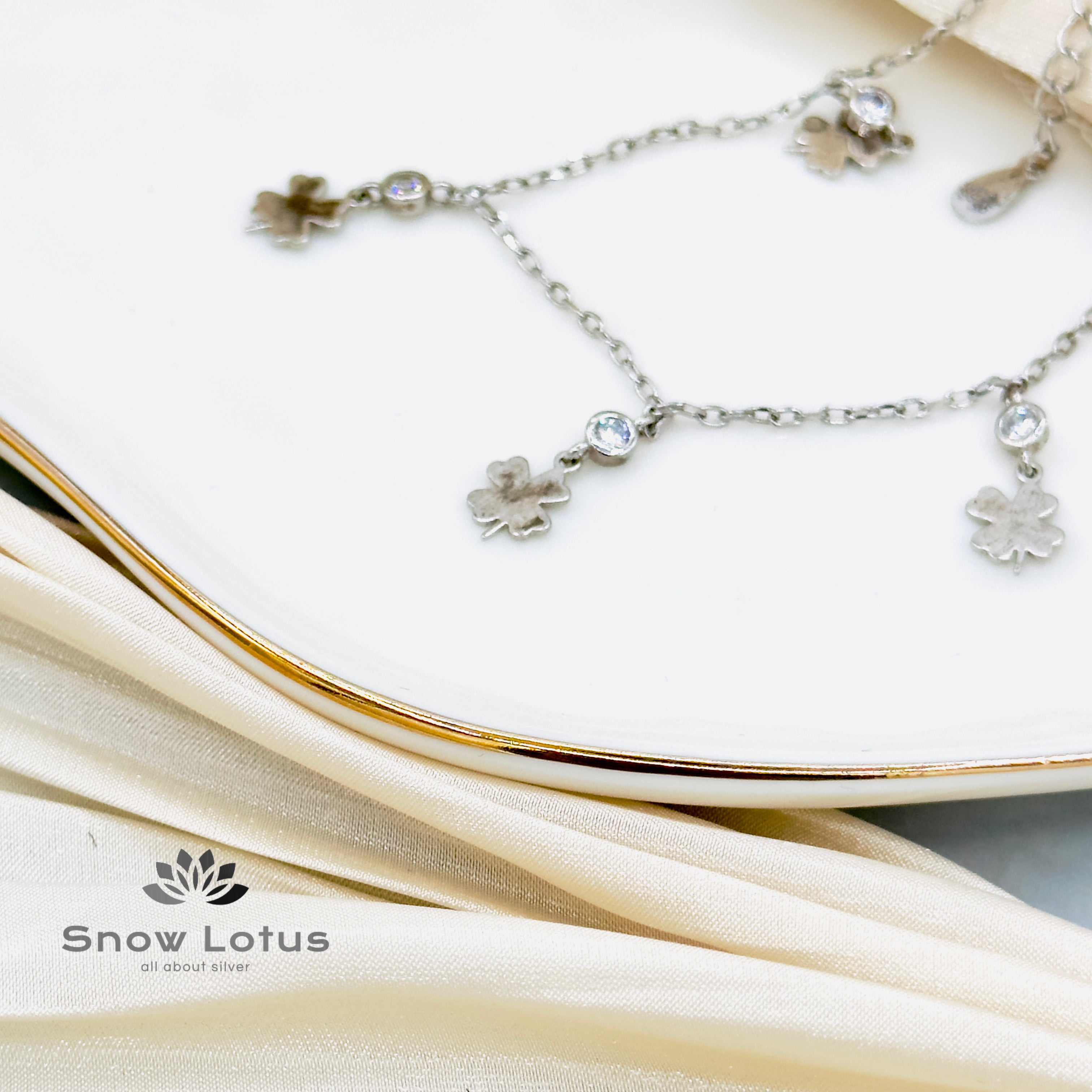 9.0 Payal pair Tree charms