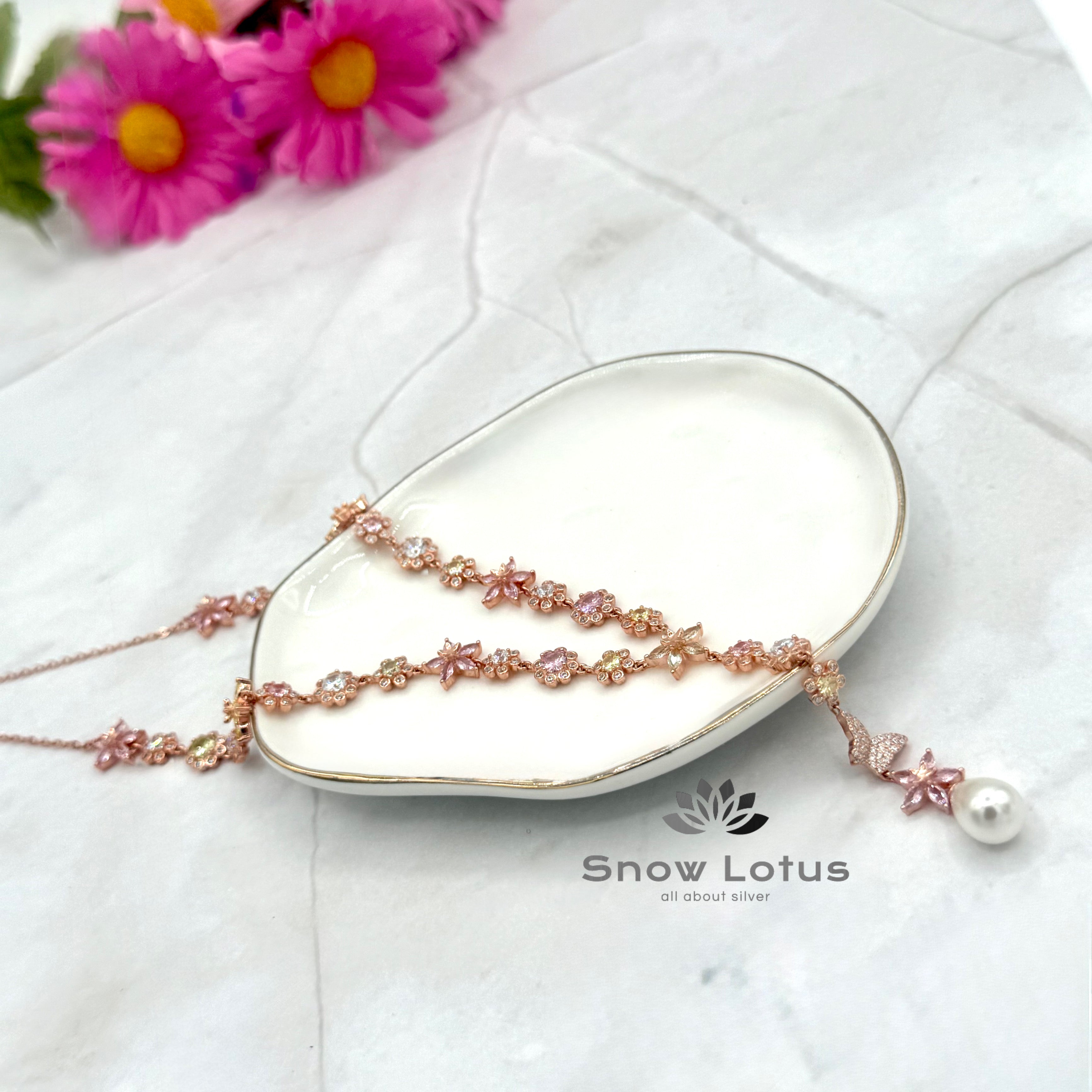 Gorgeous Floral with Butterfly Rosegold Short Neckpiece