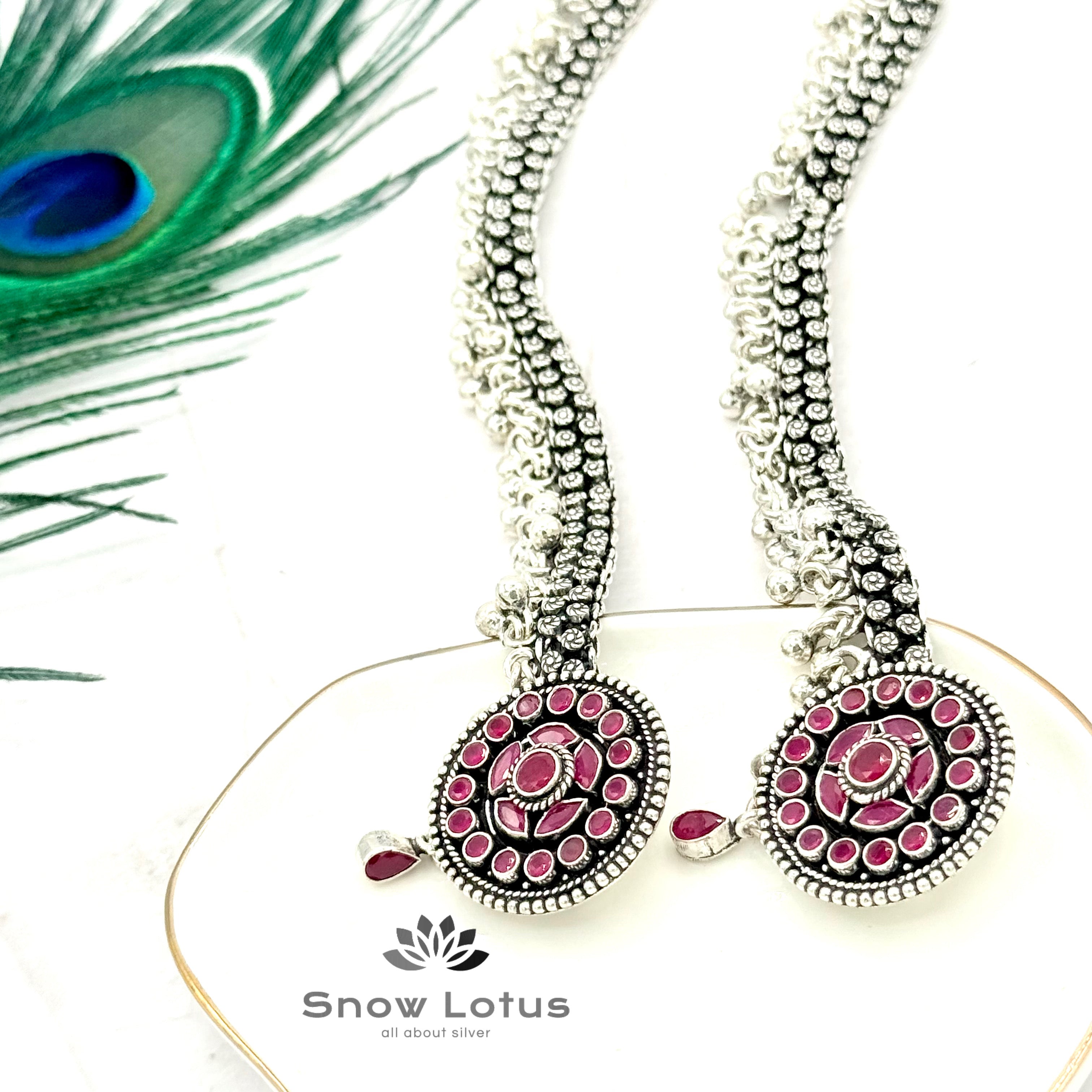 Circular Floral Anklet