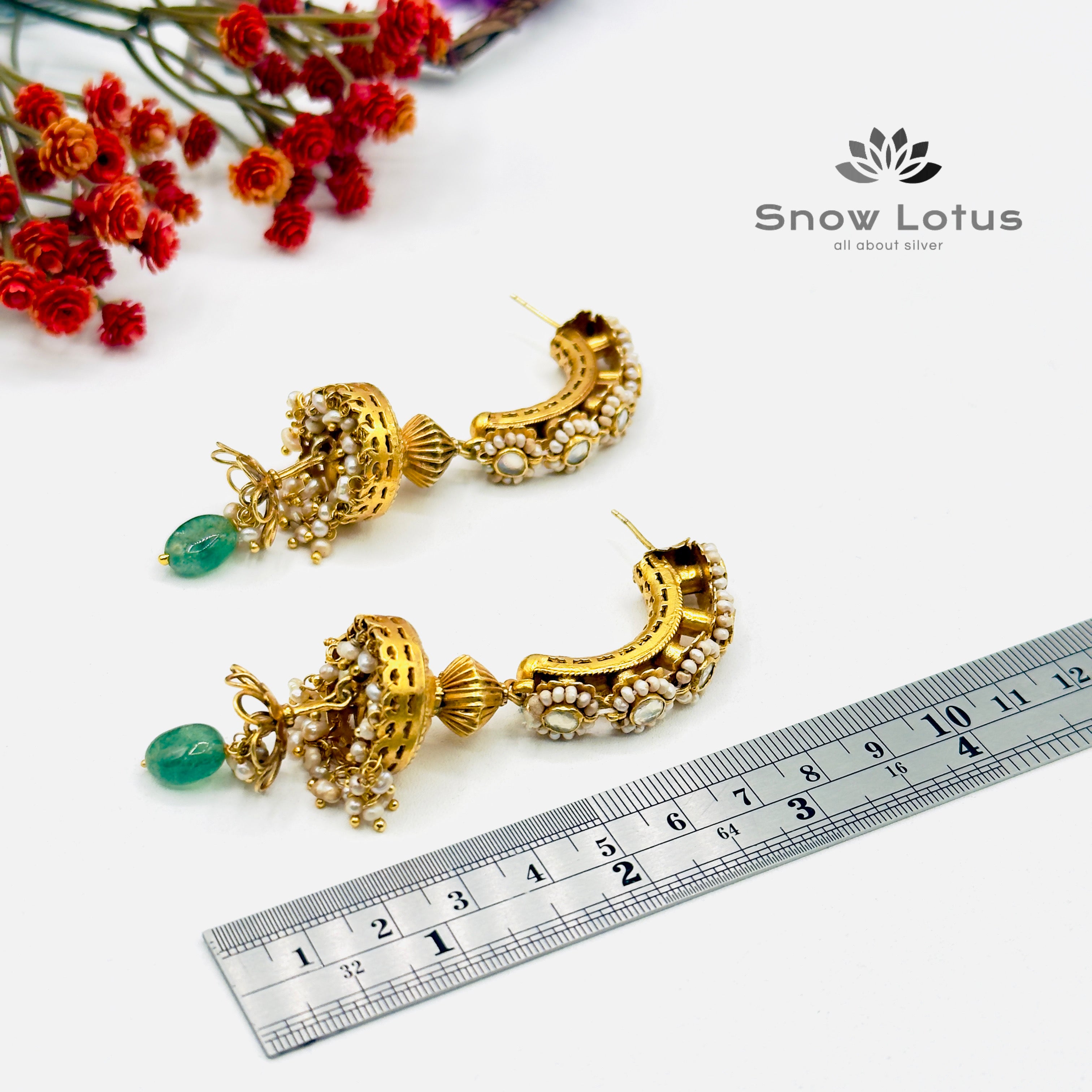 Kanchana Kalash Elegant Jhumka