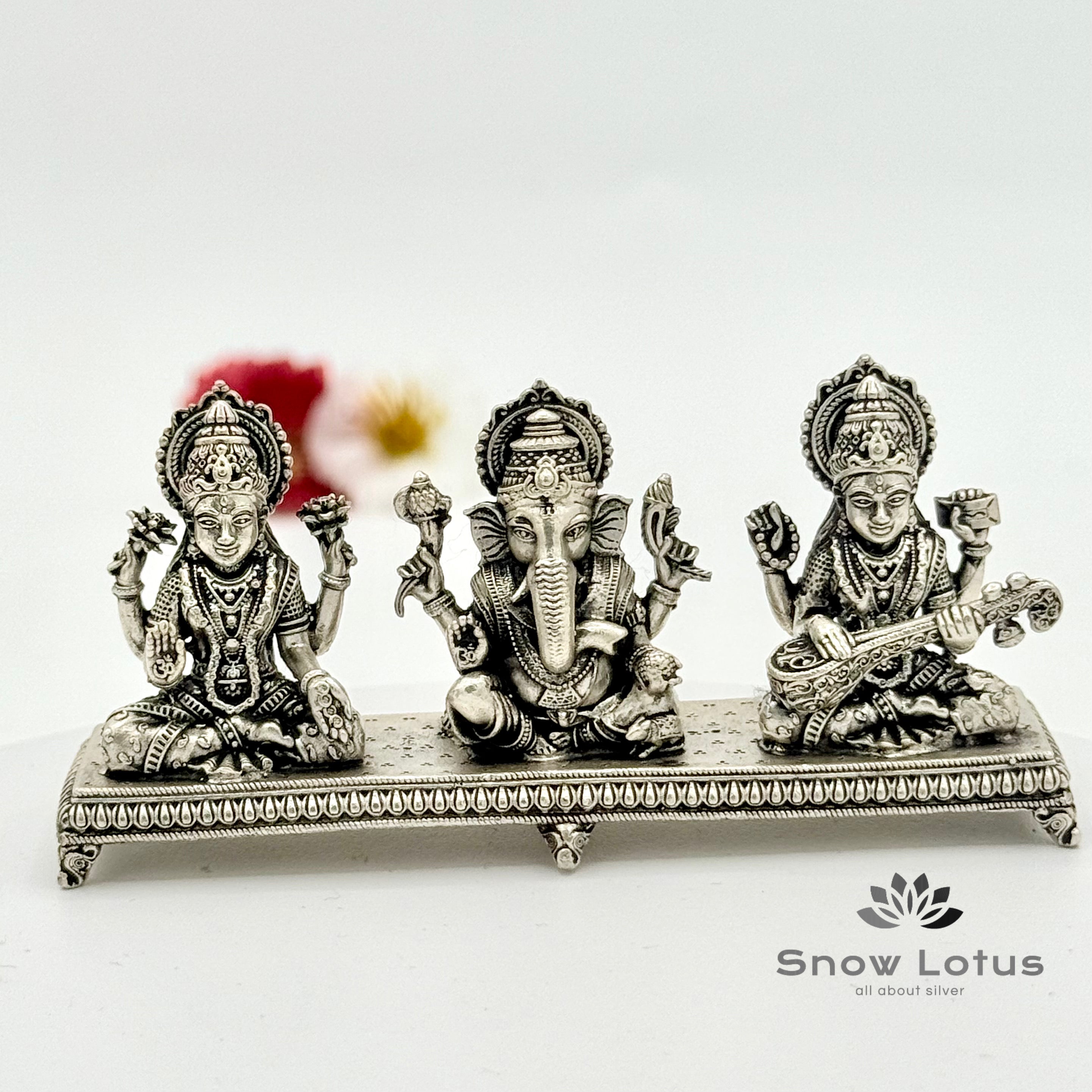 Lakshmi Ganesh Saraswathi Antique 3D
