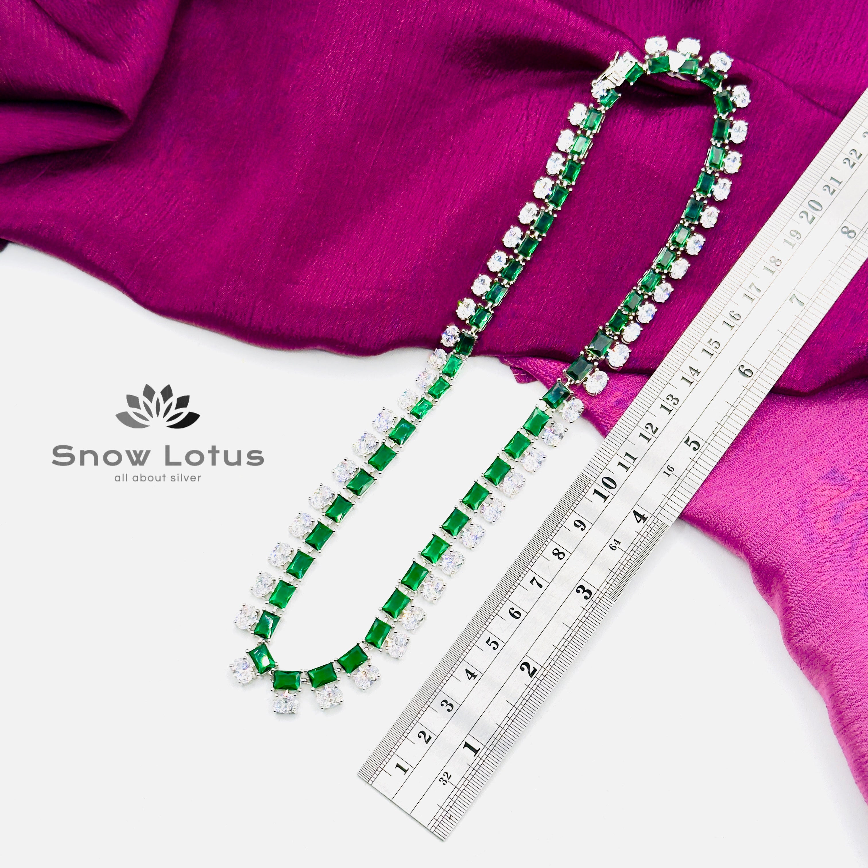 Green Rectangular Neckpiece