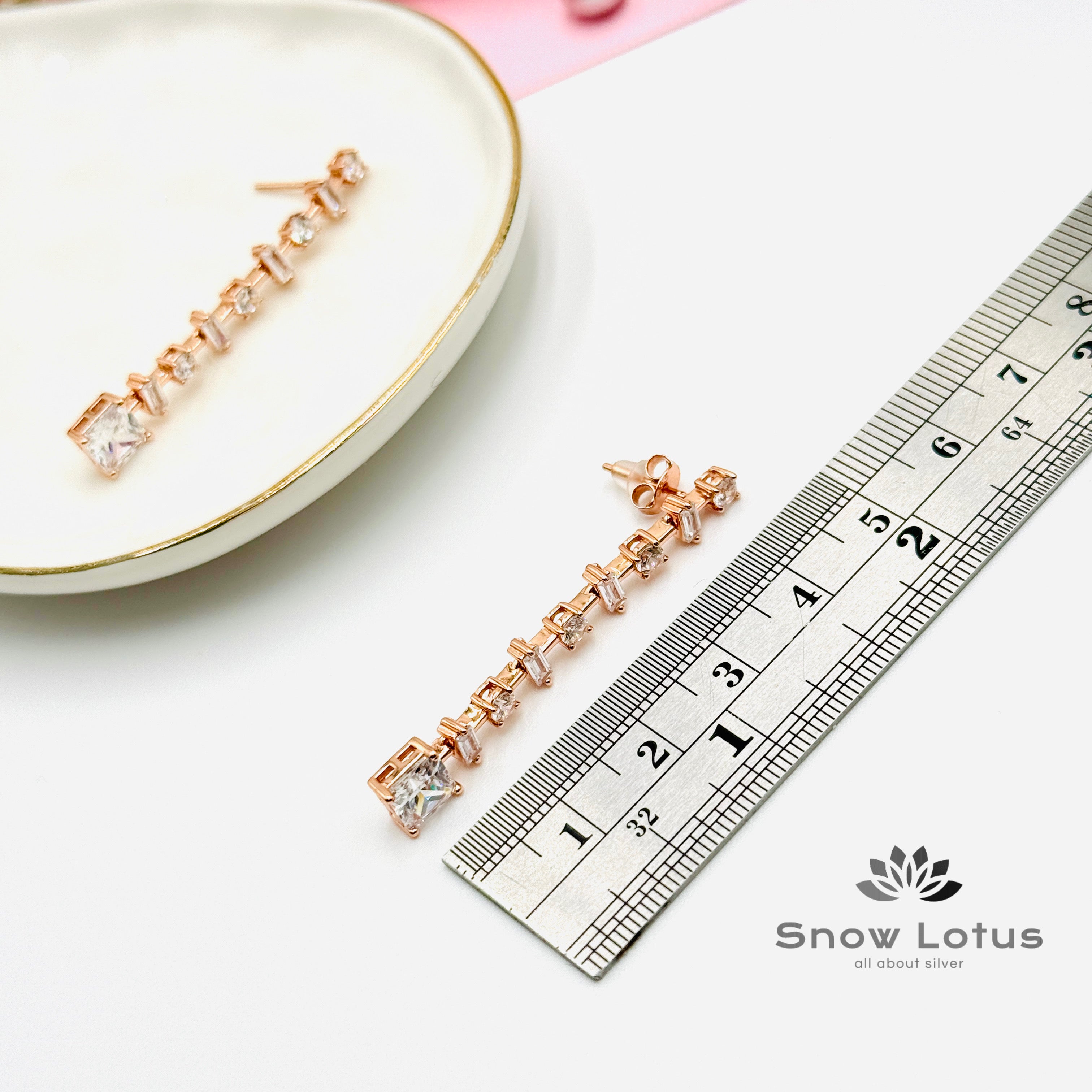 Sparkling Floral Rose Gold Earrings