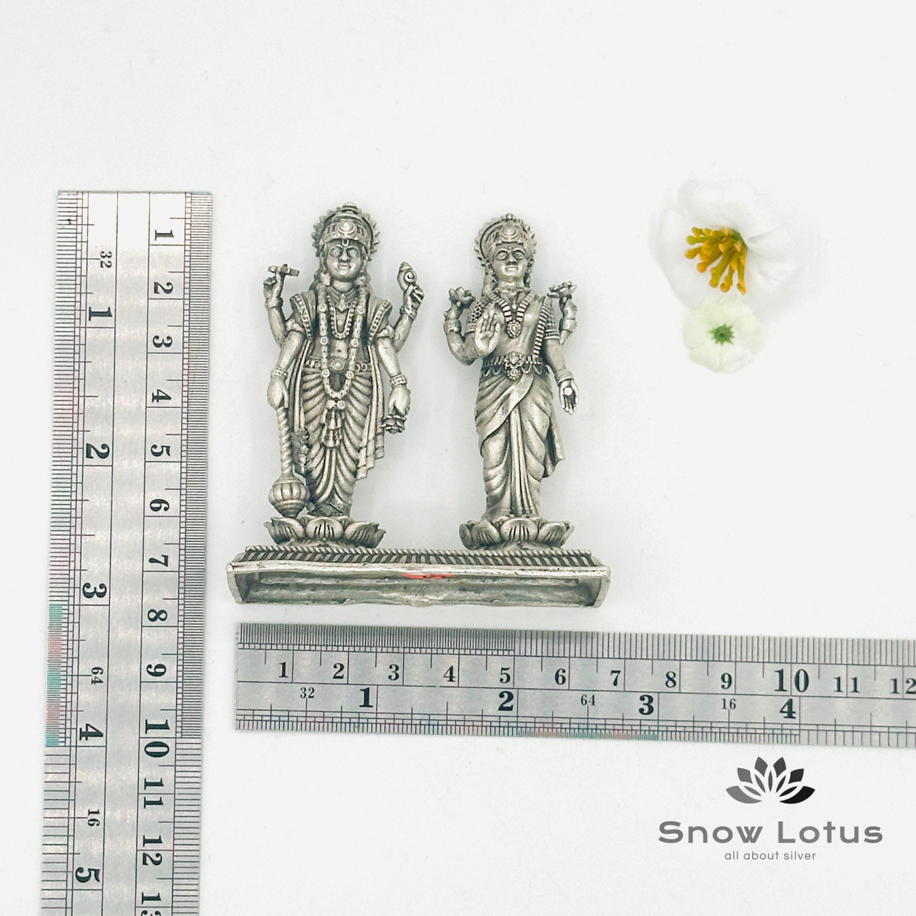 Satyanarayana Swamy with Lakshmi 3D Hallow M1