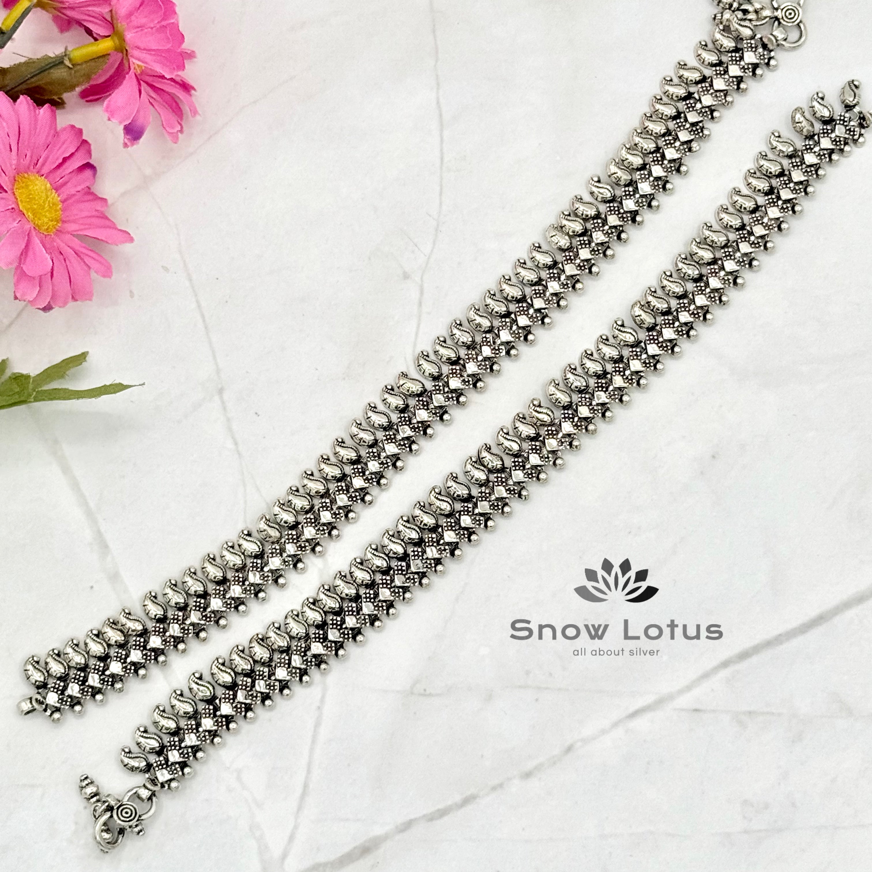 Mini Mango Oxidized Anklet