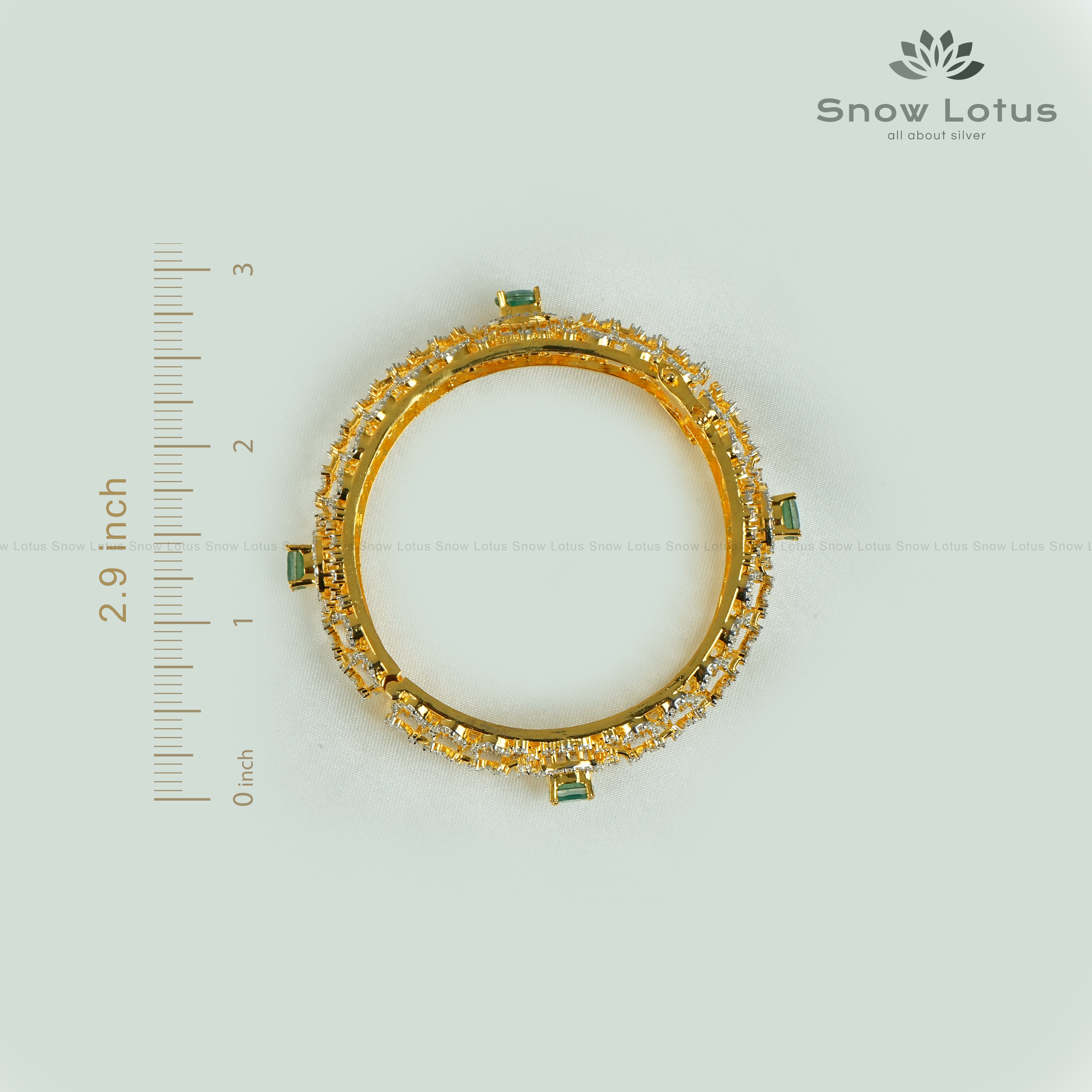 Oval Emerald Green Screw Kada