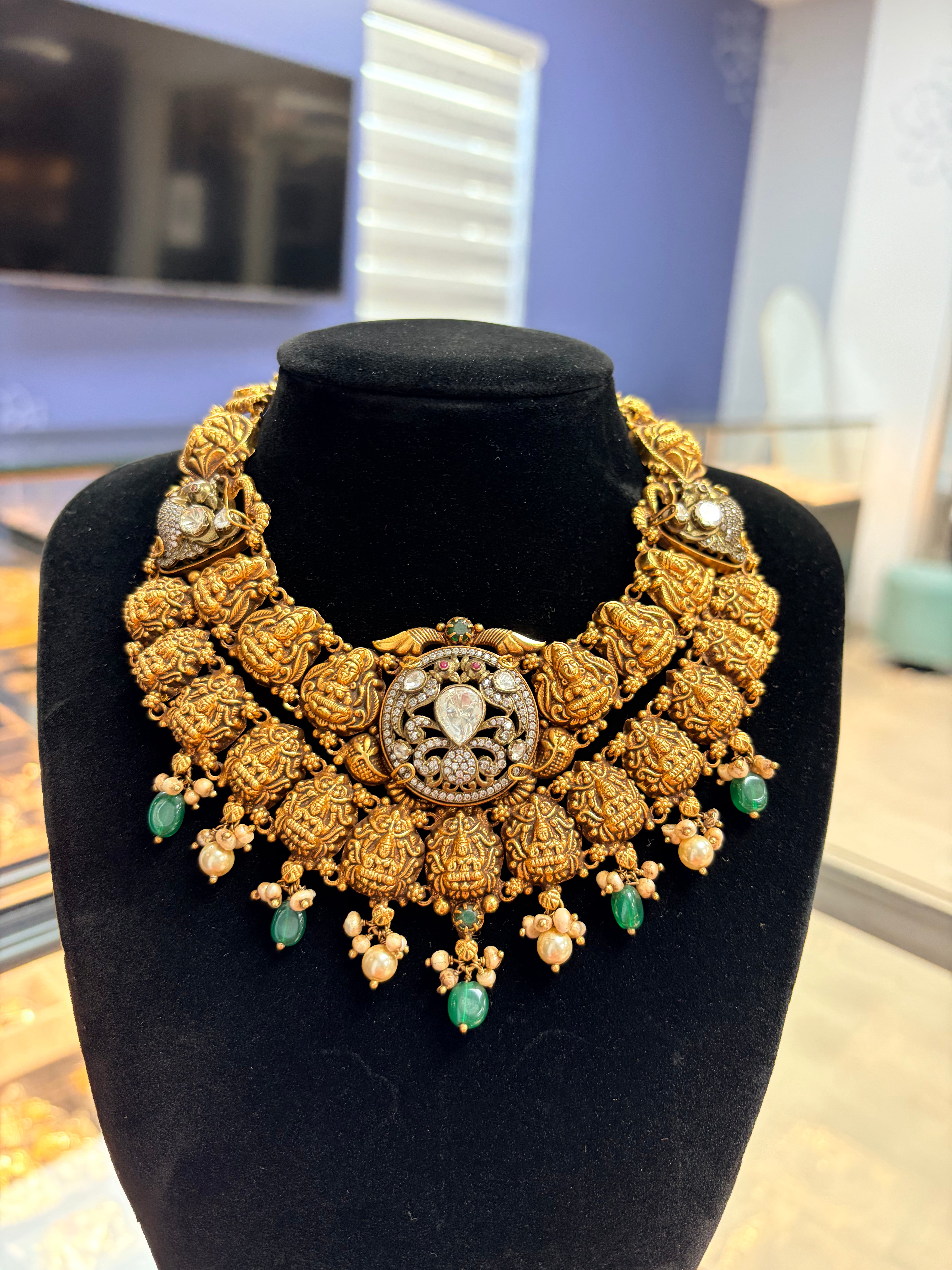 Lakshmi Parrot Short Neckpiece