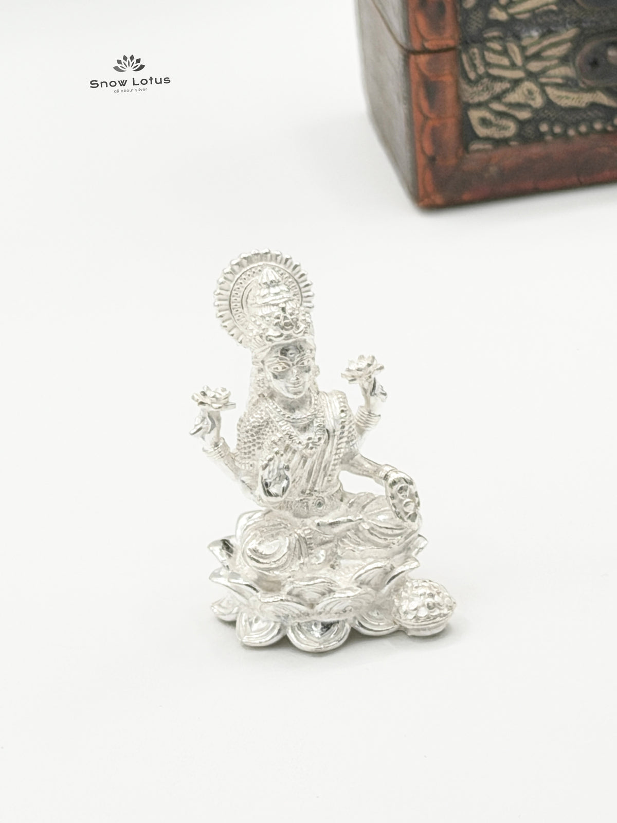 Lakshmi Devi Lotus Silver Solid 3D