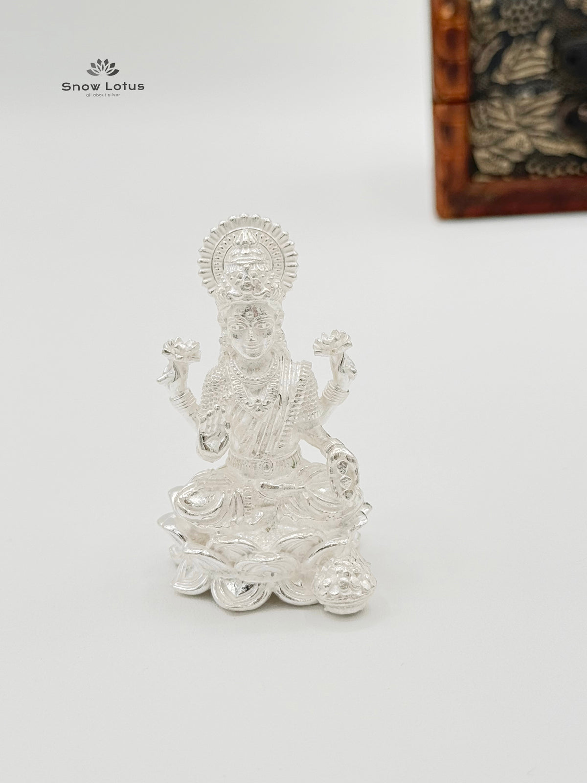 Lakshmi Devi Lotus Silver Solid 3D