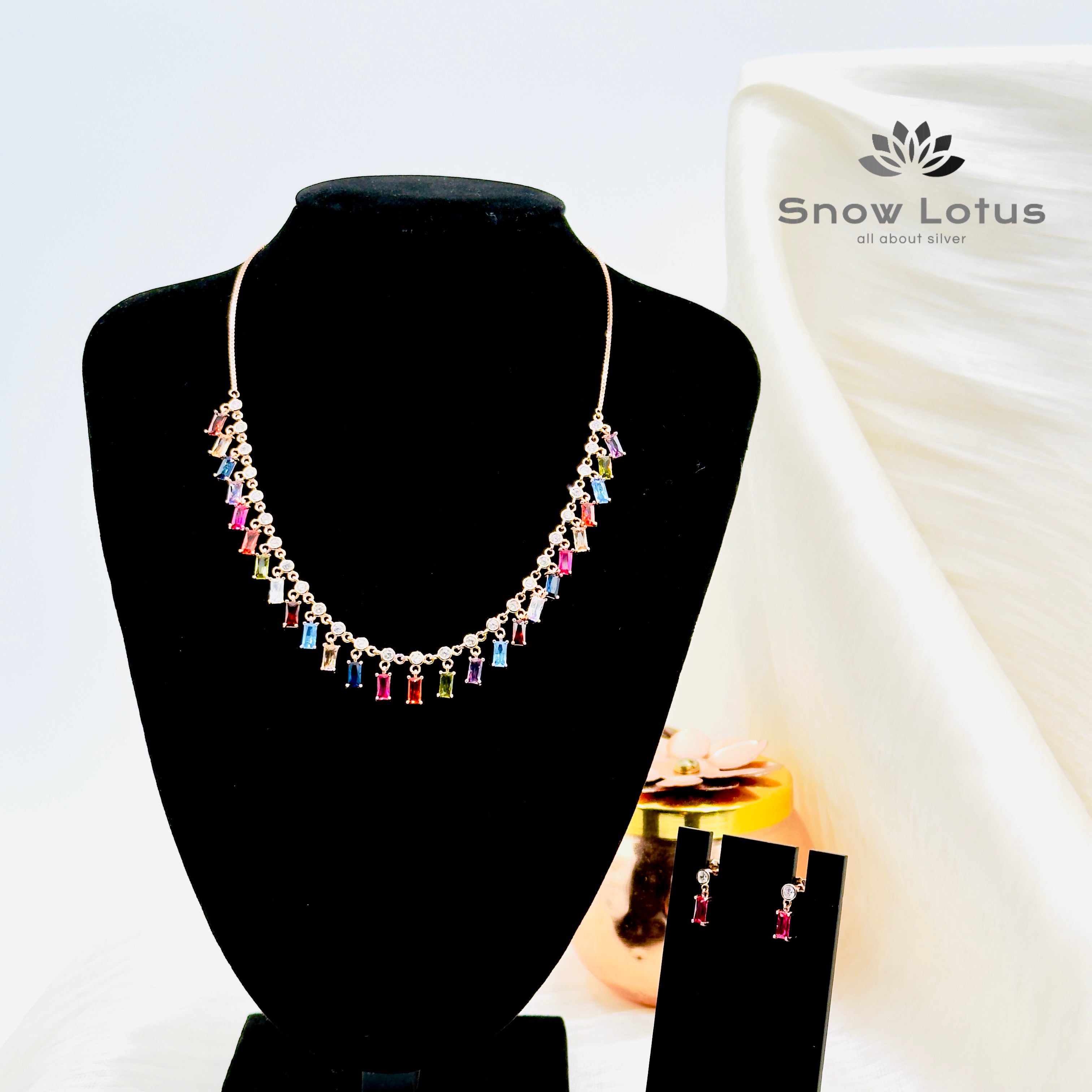 Prism Drape Rosegold Neckpiece With Earrings