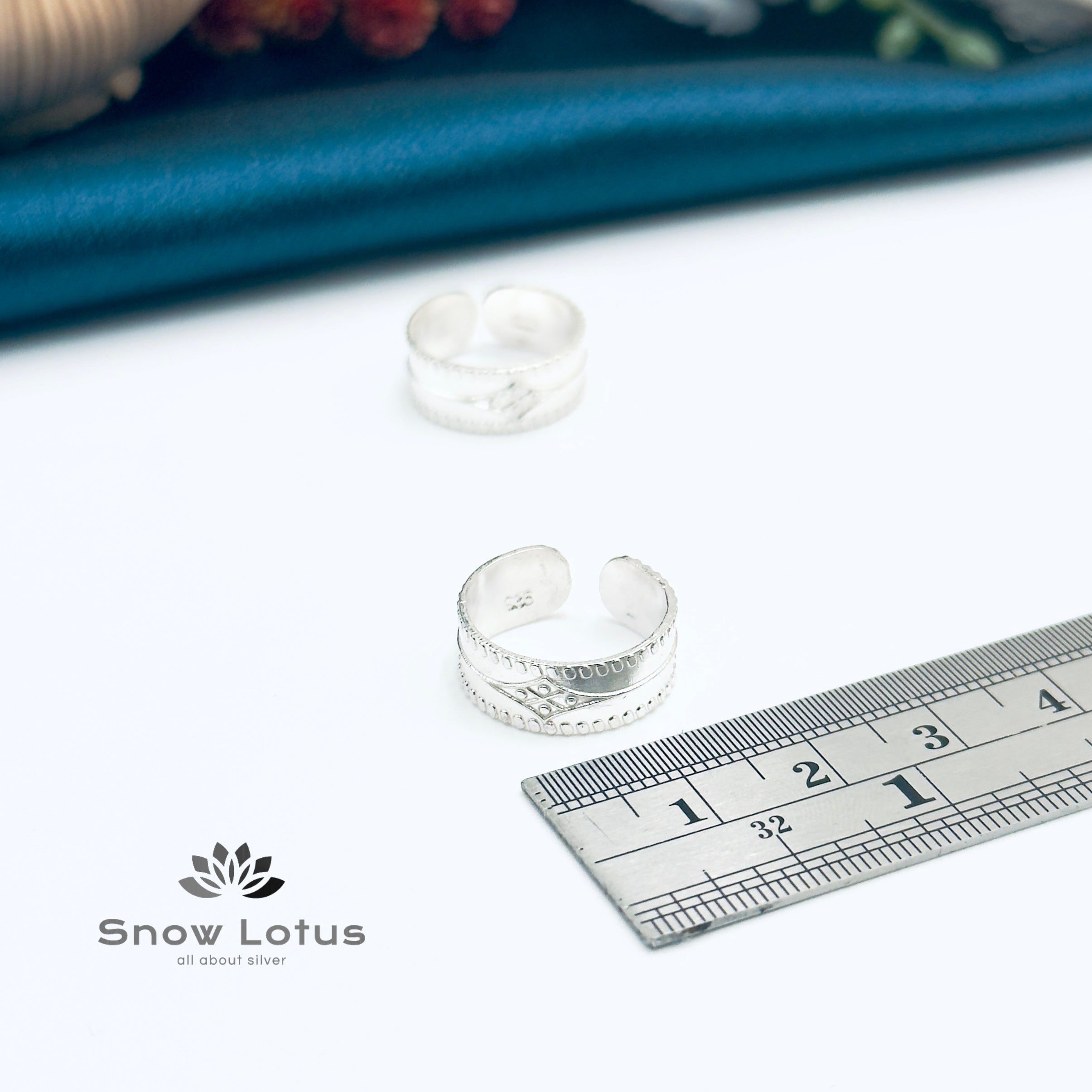 Toe Rings Silver Plain M9