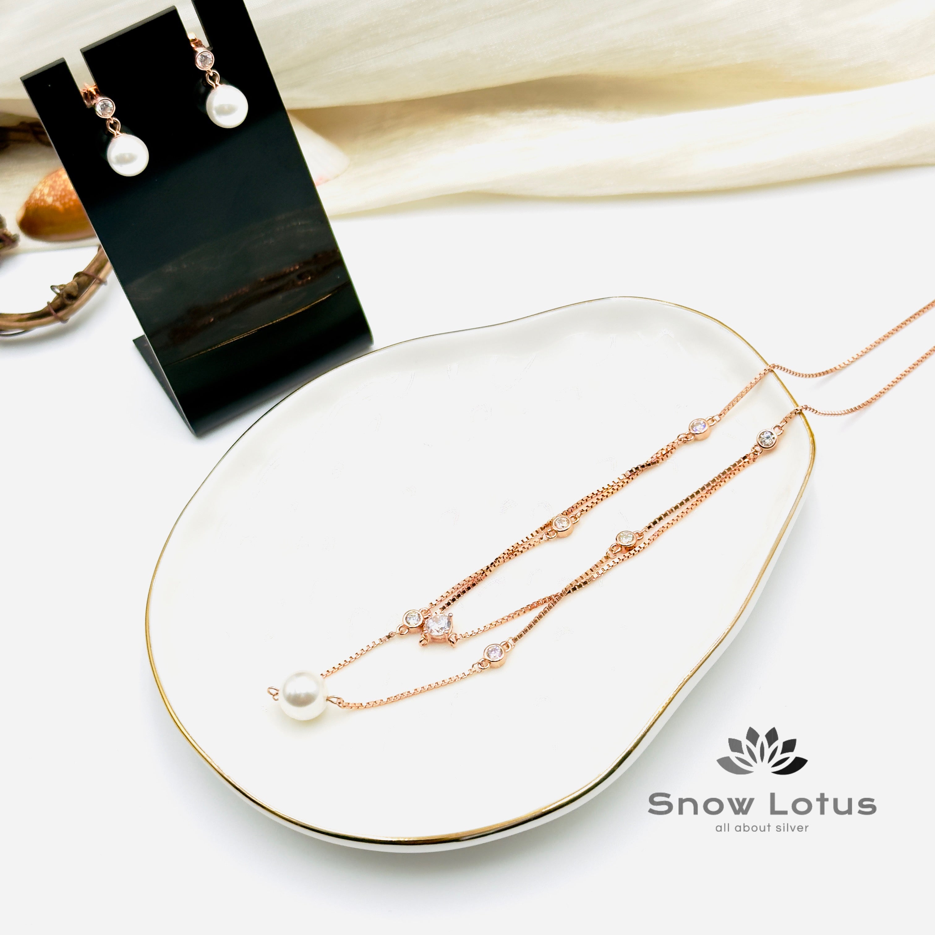 Double Layer Pearl Neckpiece With Earrings