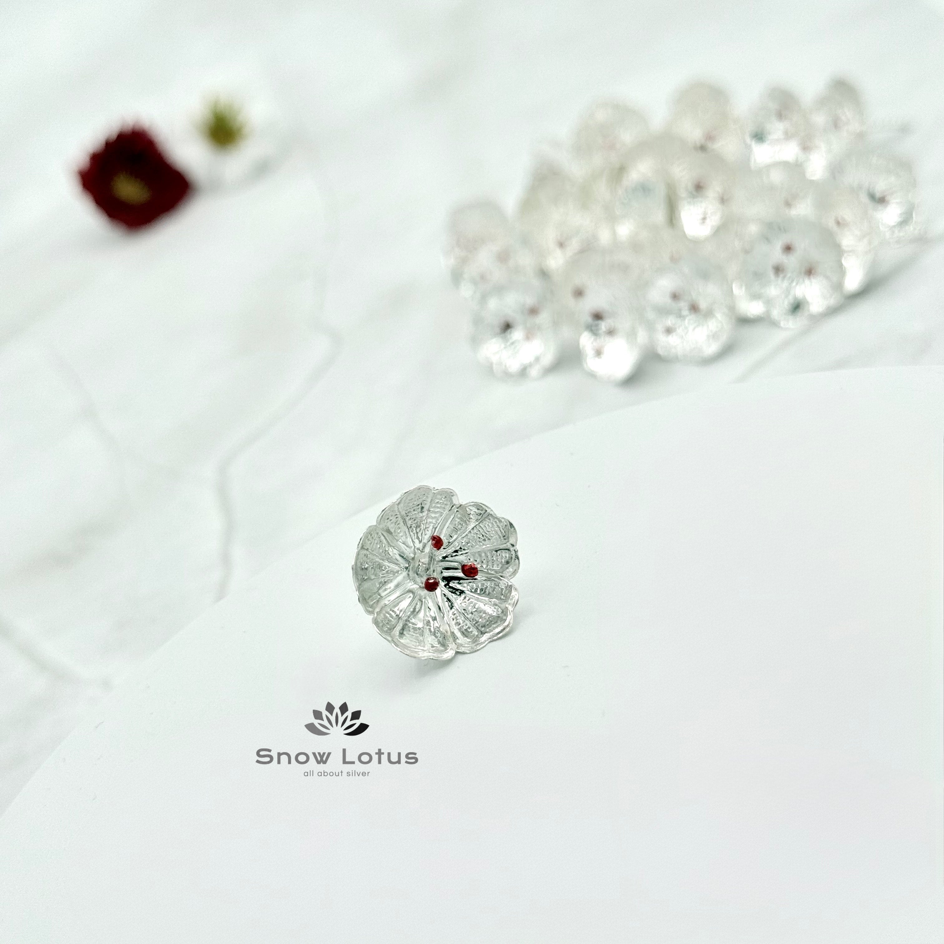 108 Silver Hibiscus with Enamel Bud