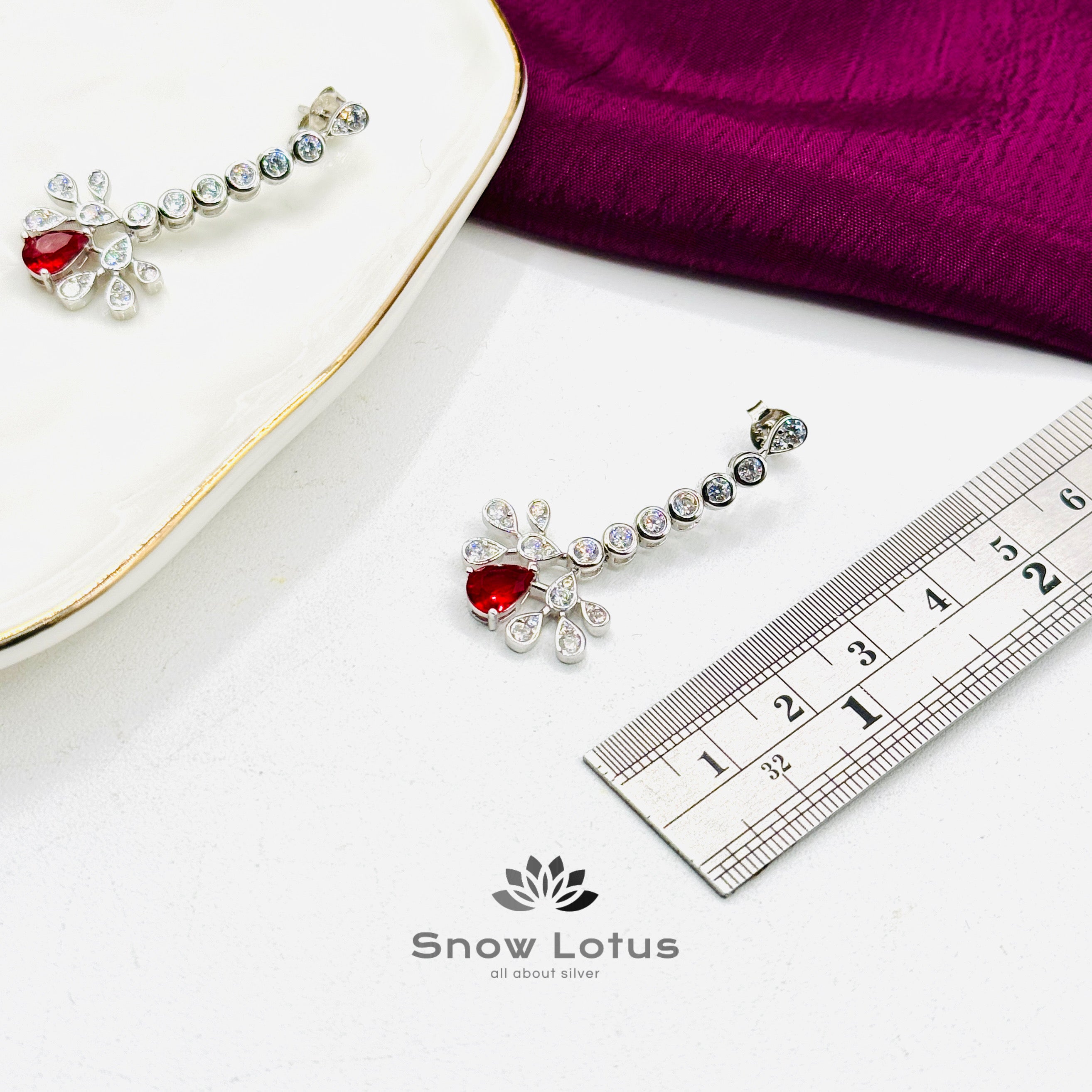 Celestial Radiance Red Neckpiece With Earrings