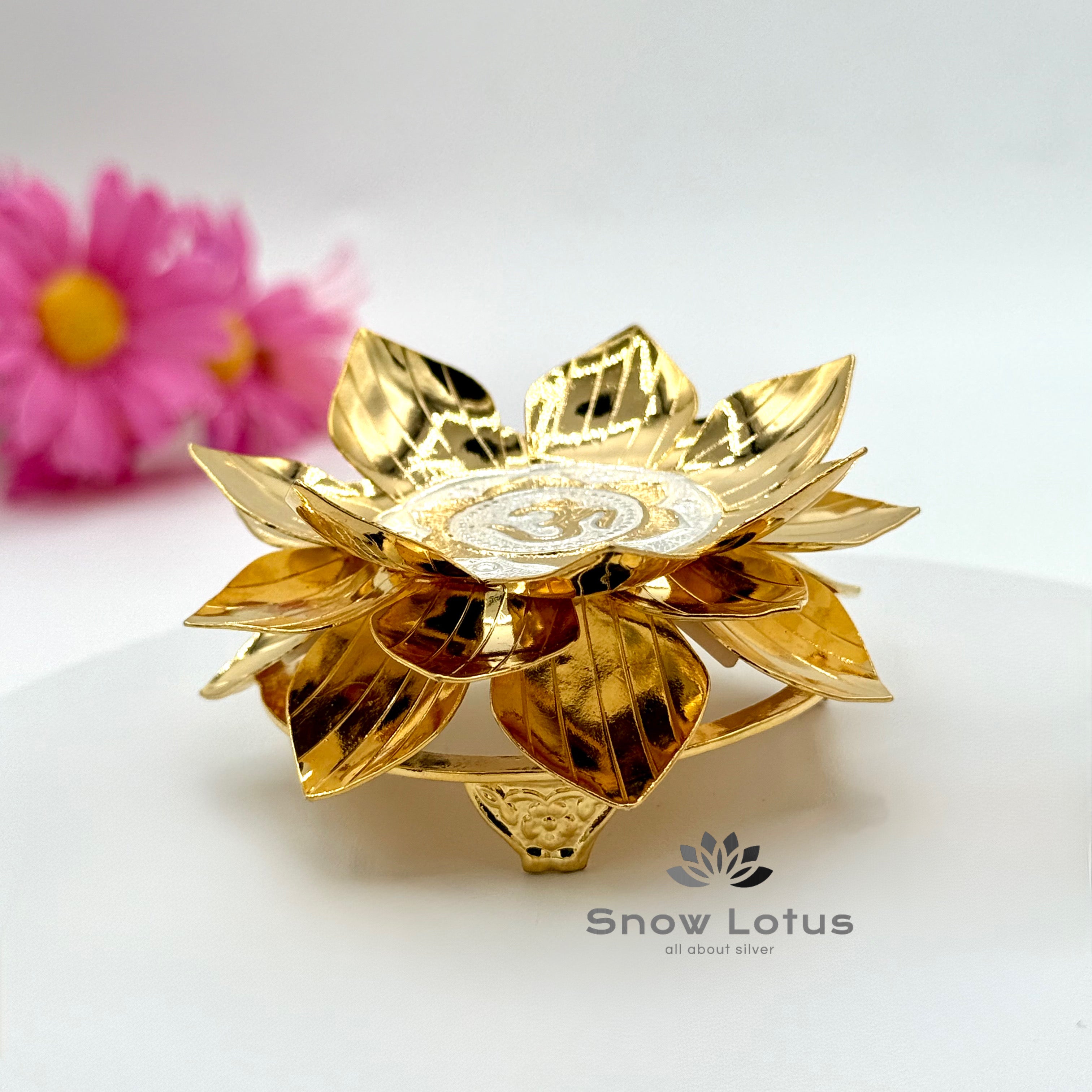 Lotus Gold Polish peeta
