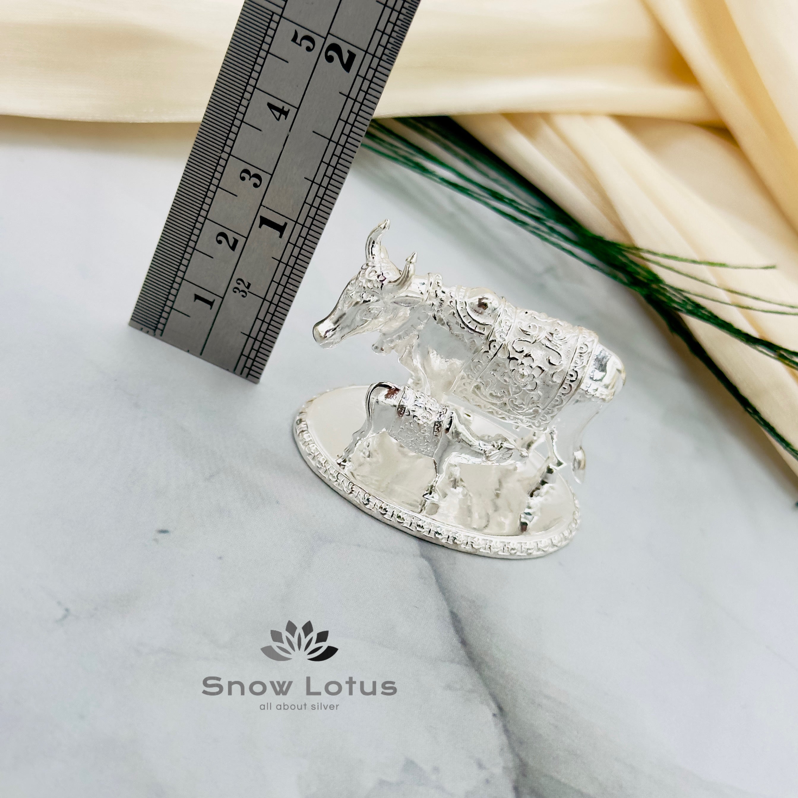 Silver Cow and Calf on base 3D