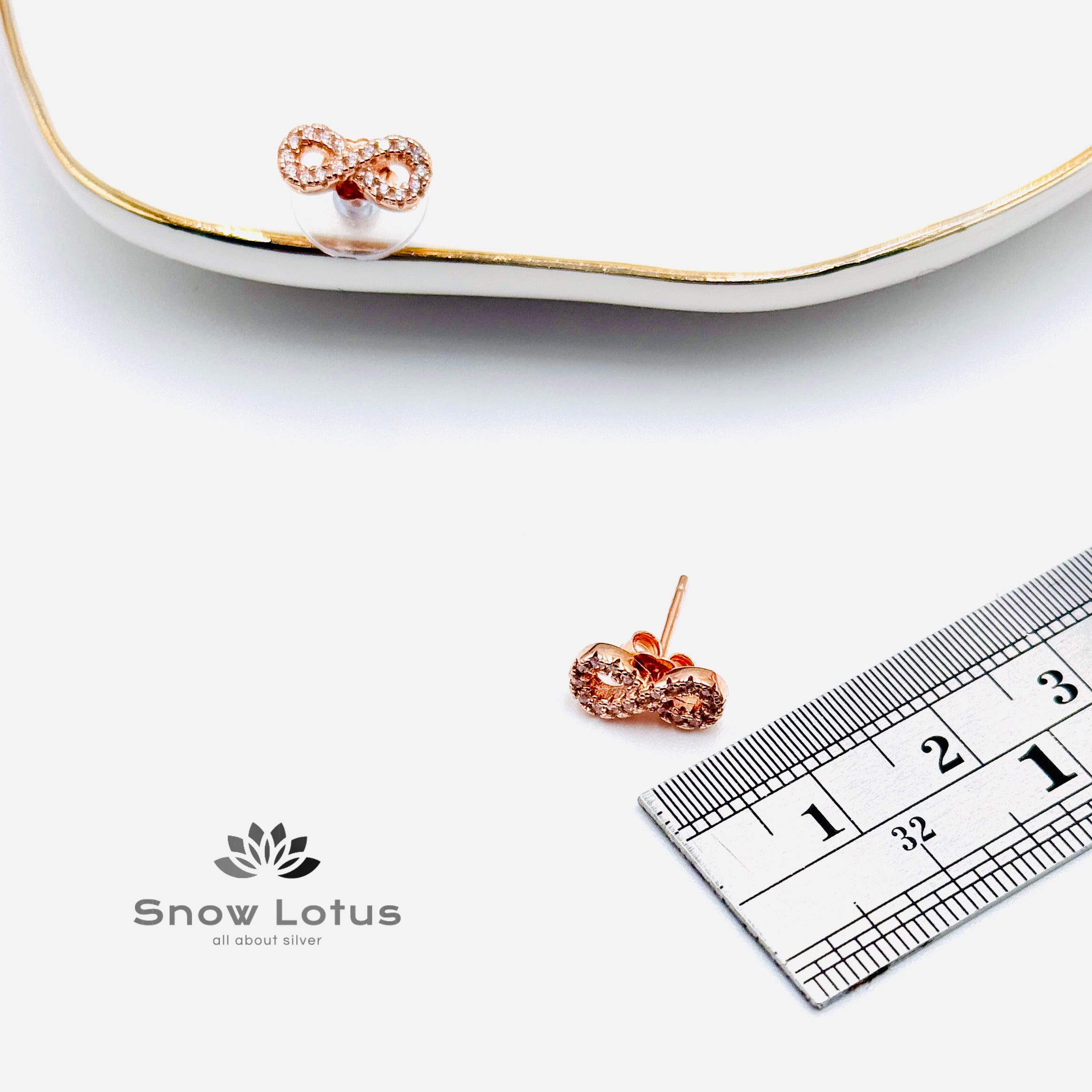 Infinity Sparkling Rosegold Studs