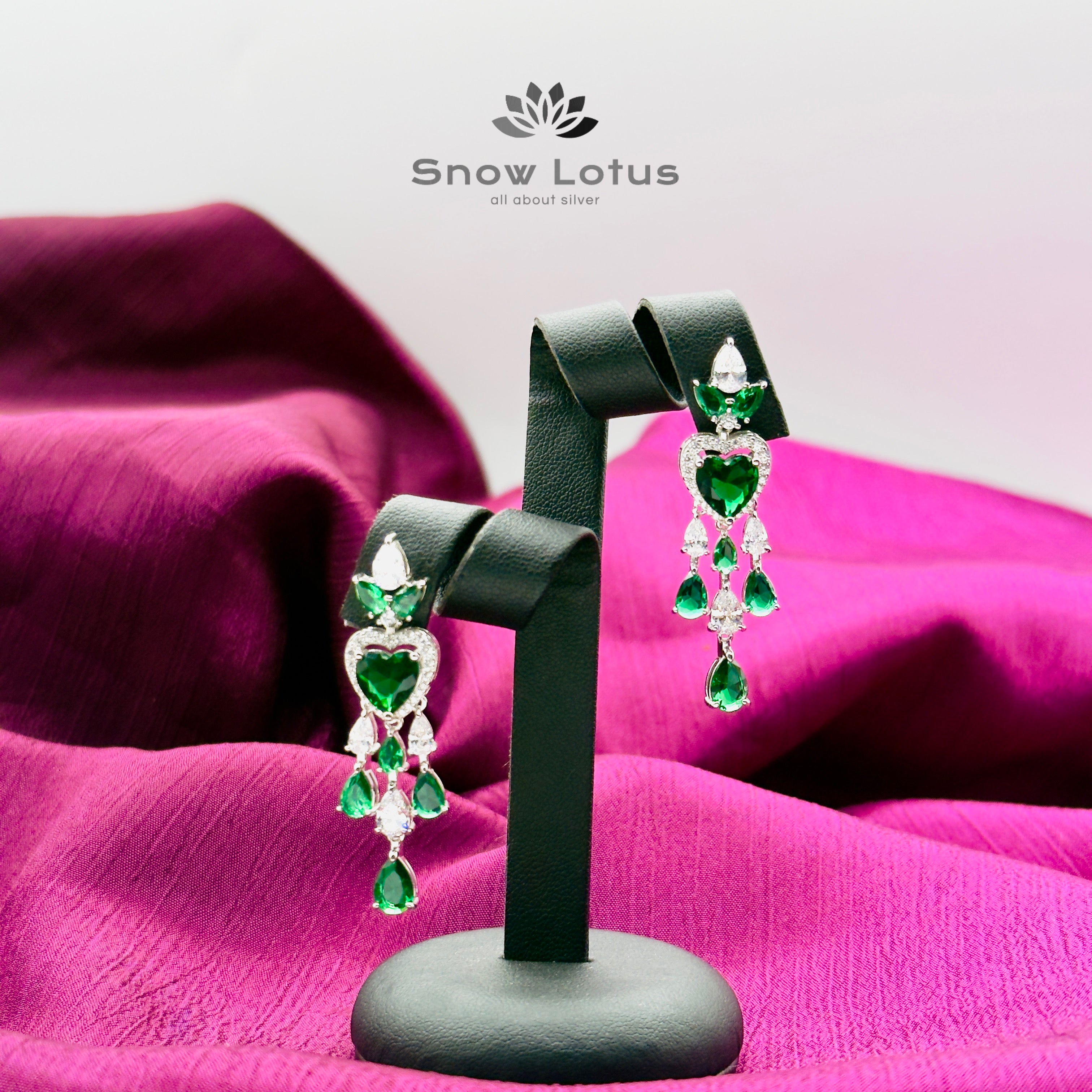 Green Heart Neckpiece With Earrings