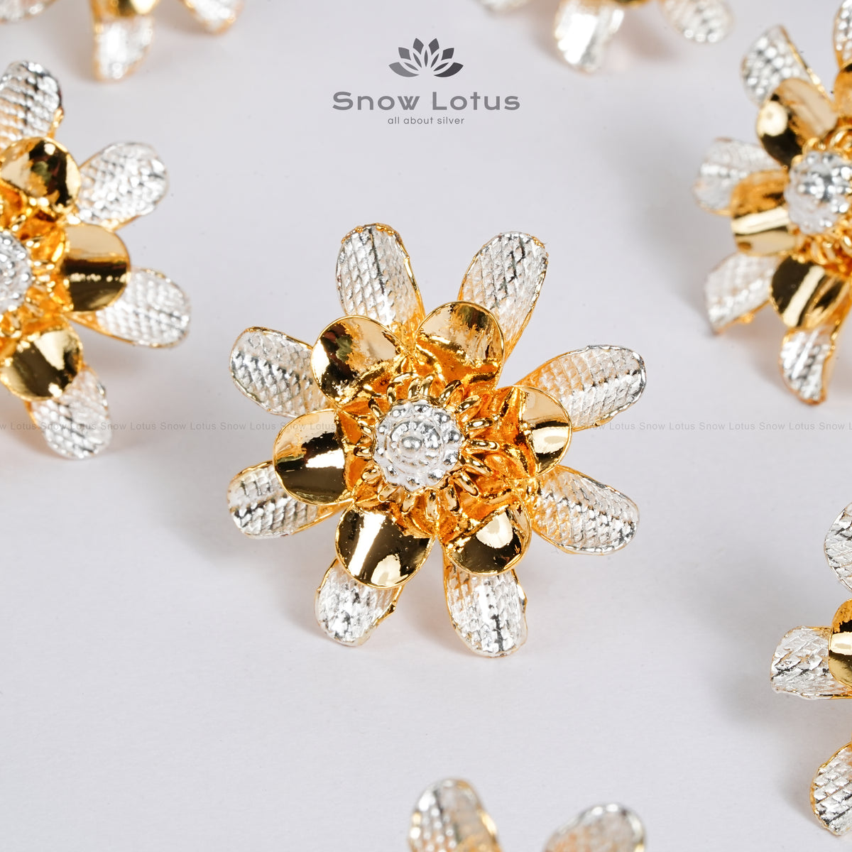Gold Polish Flowers M3