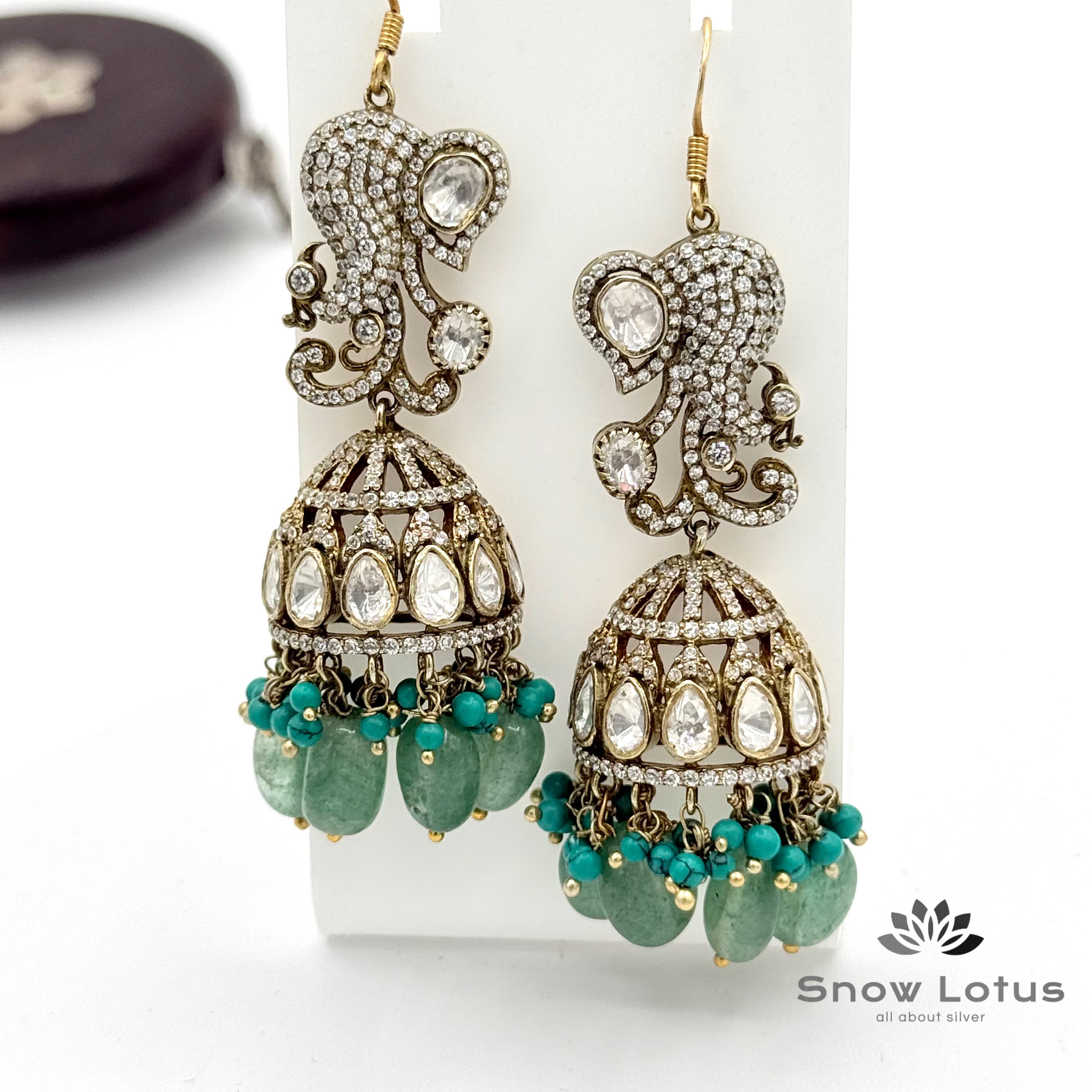 Elegant Beads Neckpiece With Earrings
