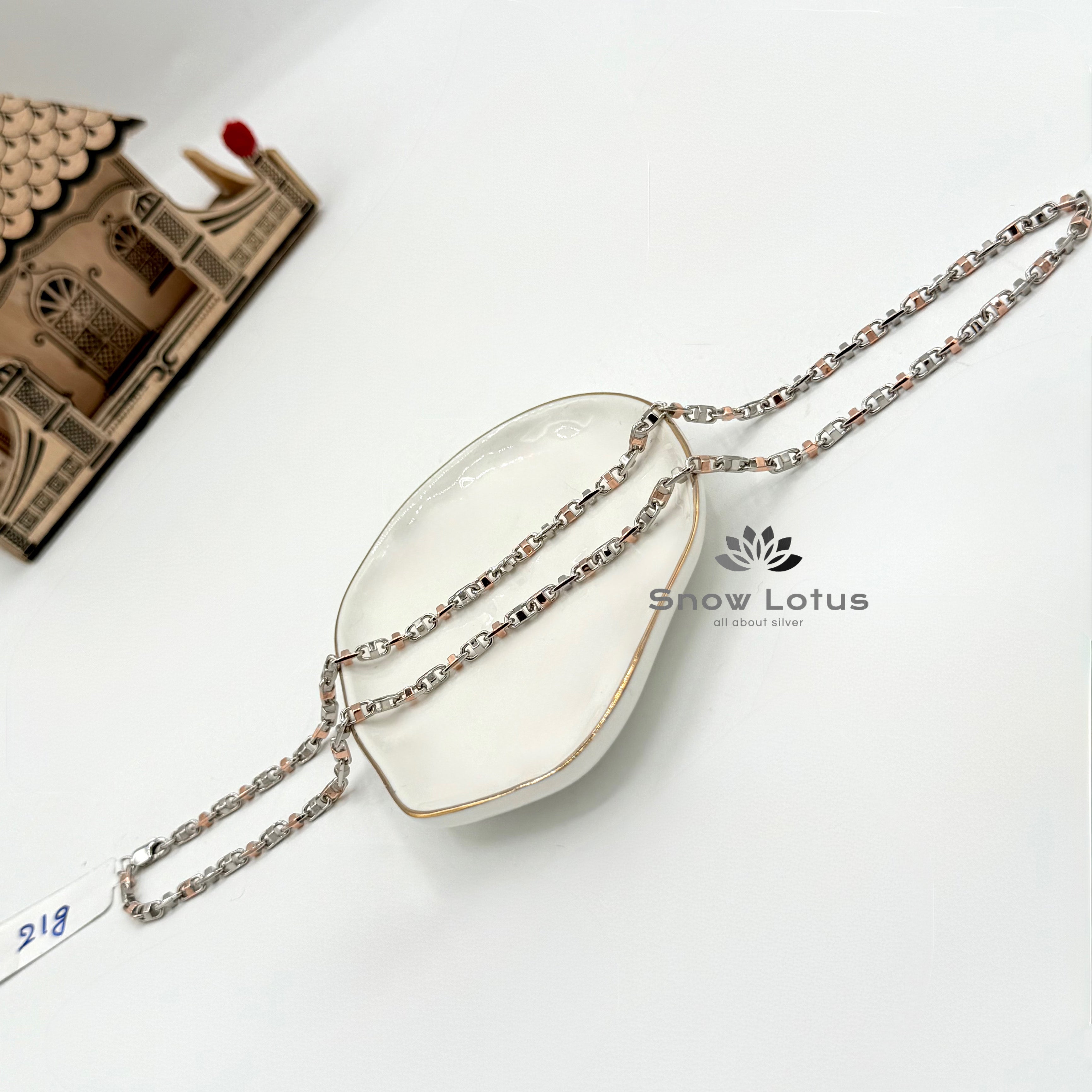 Mens Chains M16