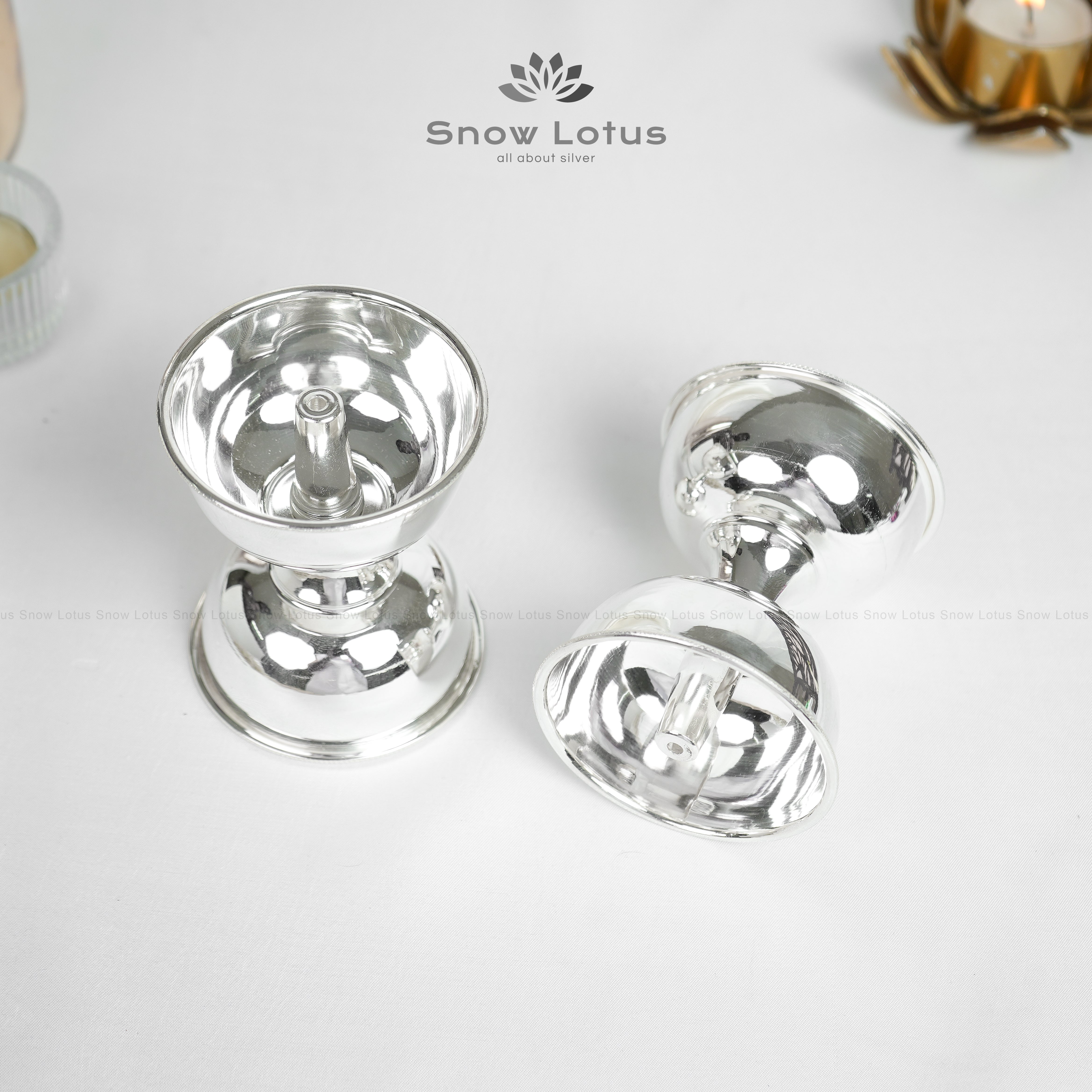 Akhanda Diyas