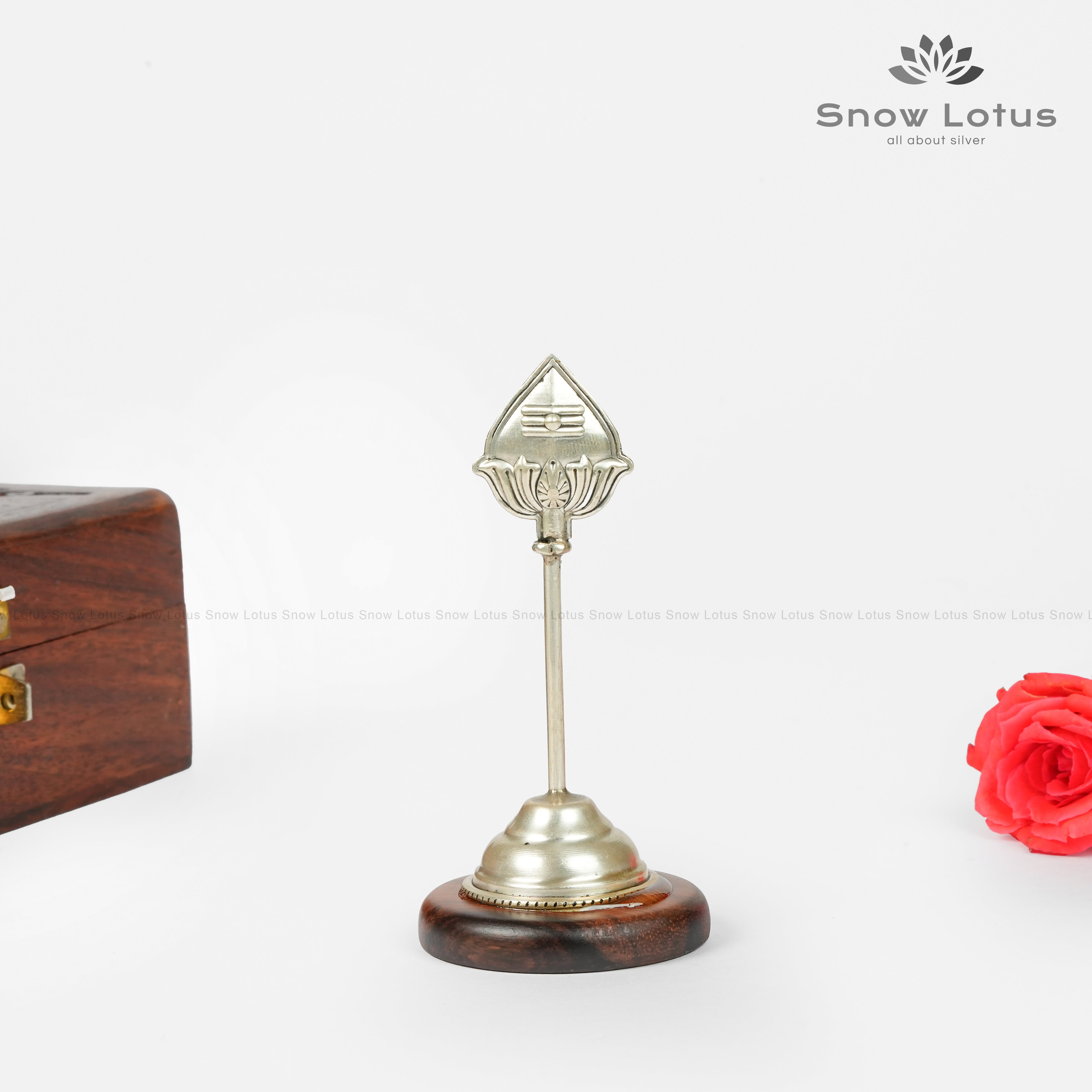 Rose Wood Vel