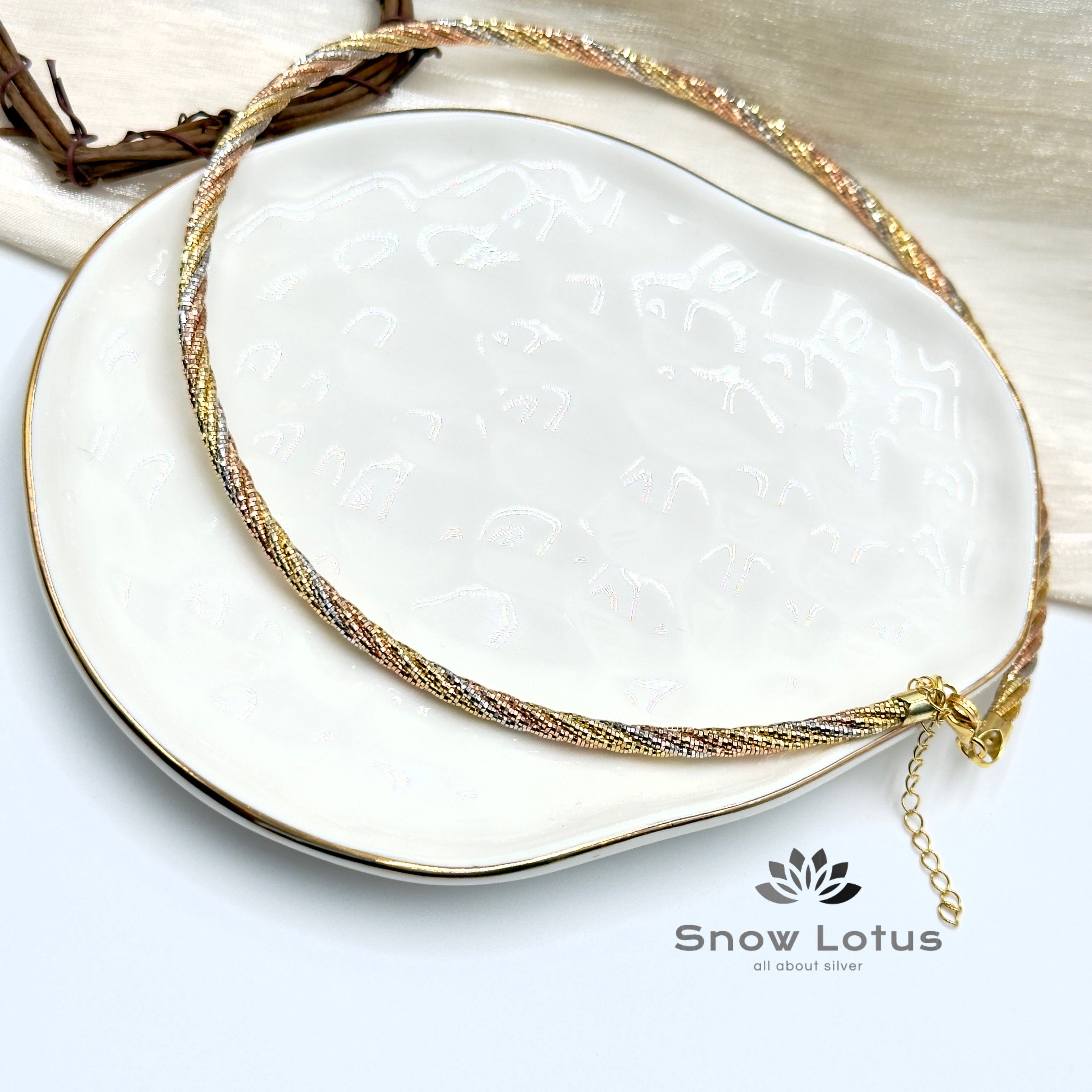 Golden Glint Of Evening Grace Neckpiece