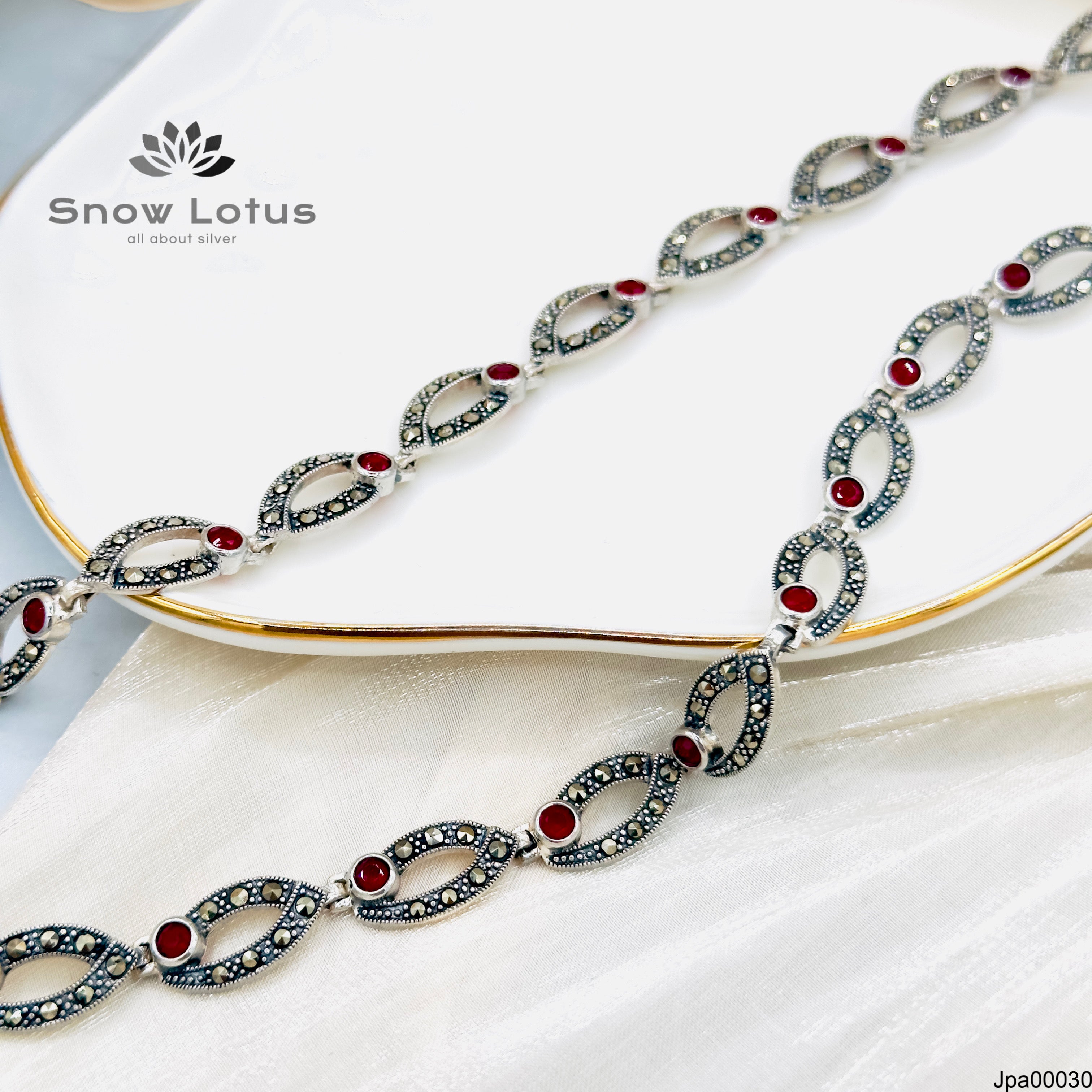 Antic Marcasite Red stone payals