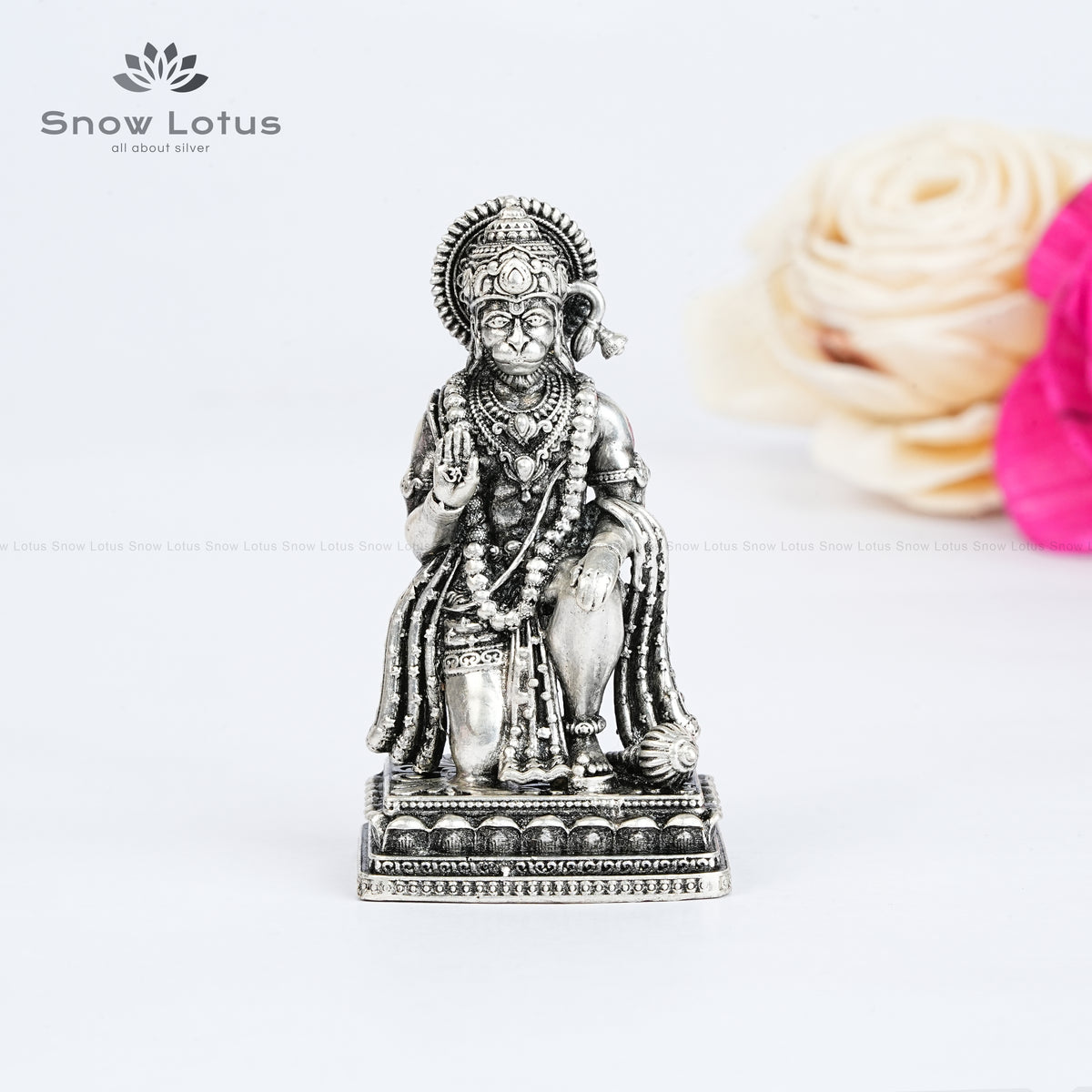 Sitting Hanuman