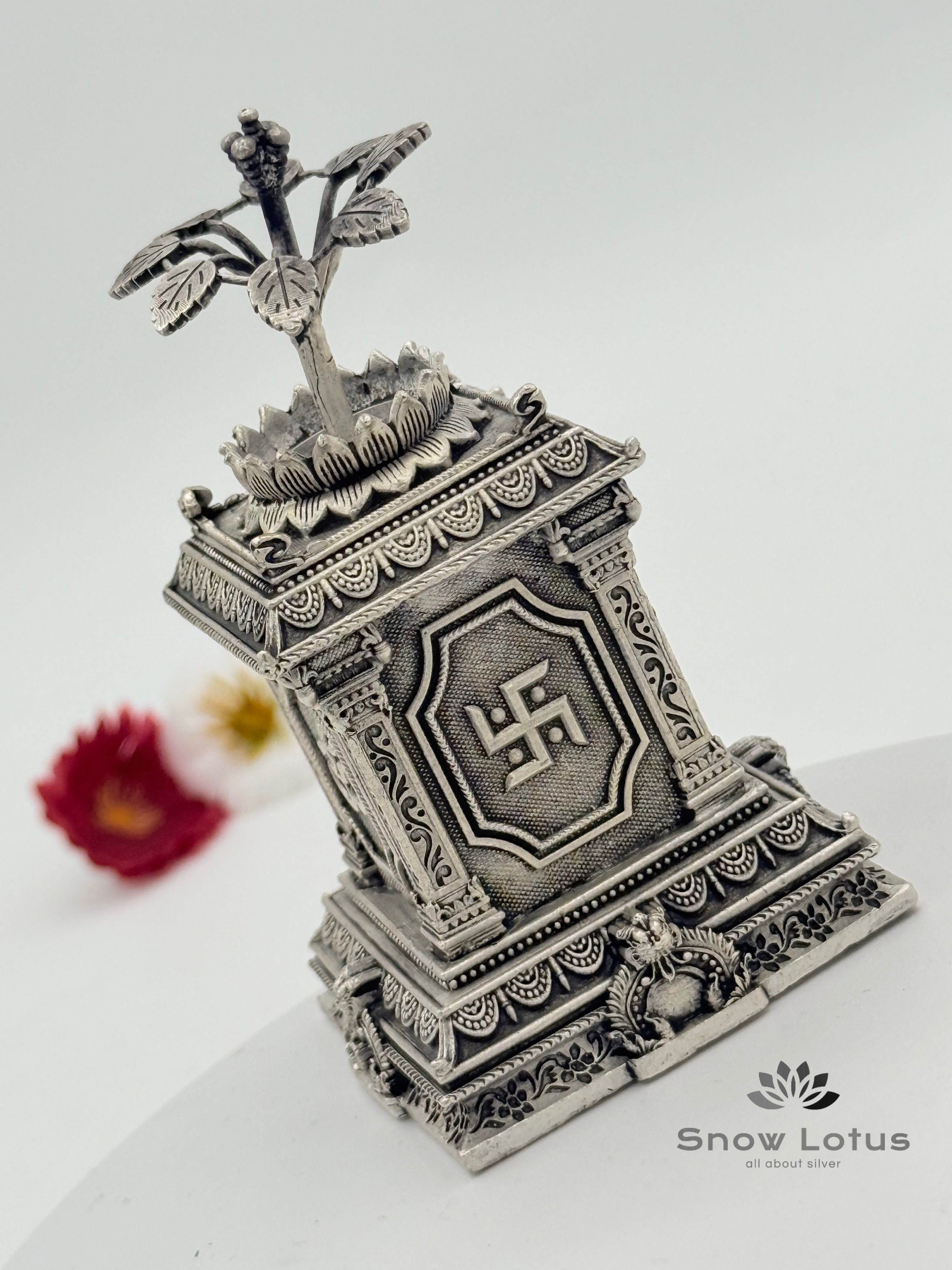 Antique Tulasi Kota