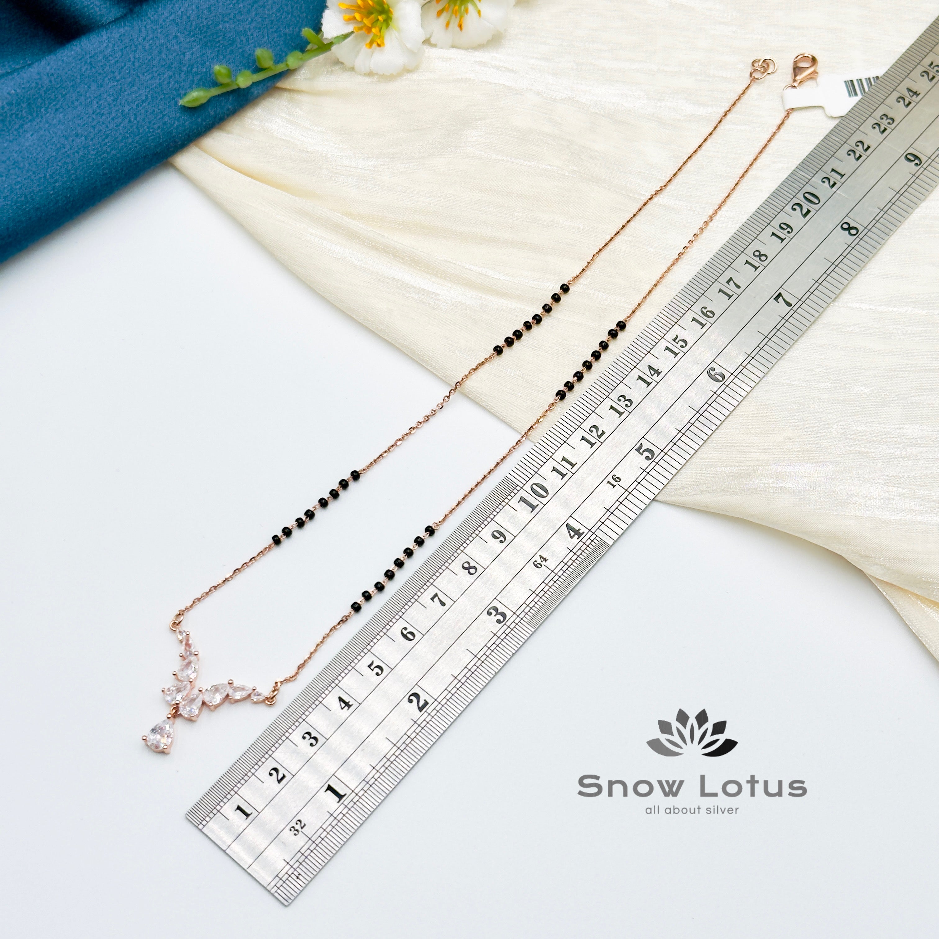 Pretty Florel Mangalsutra