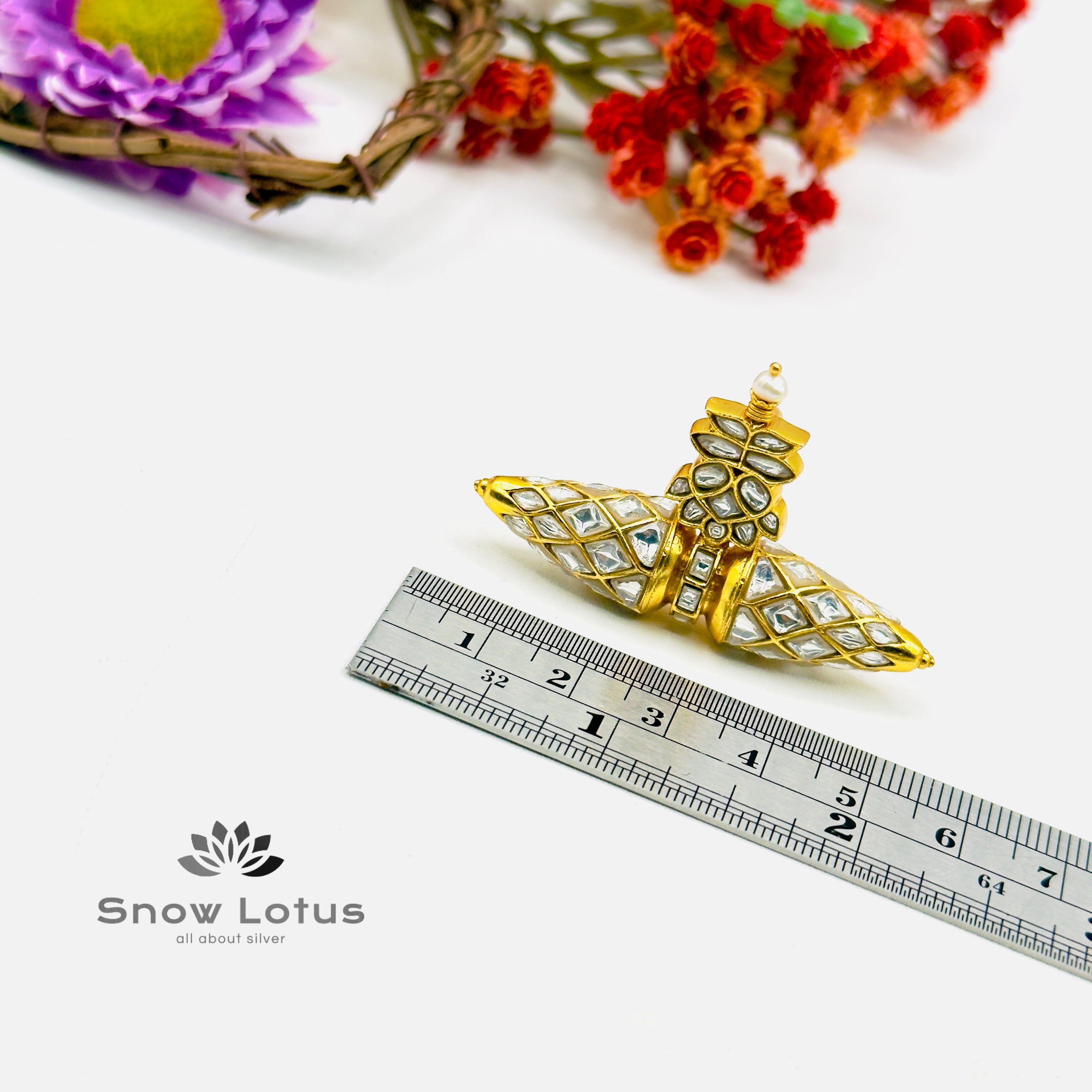 Antique White Kundan Pendant